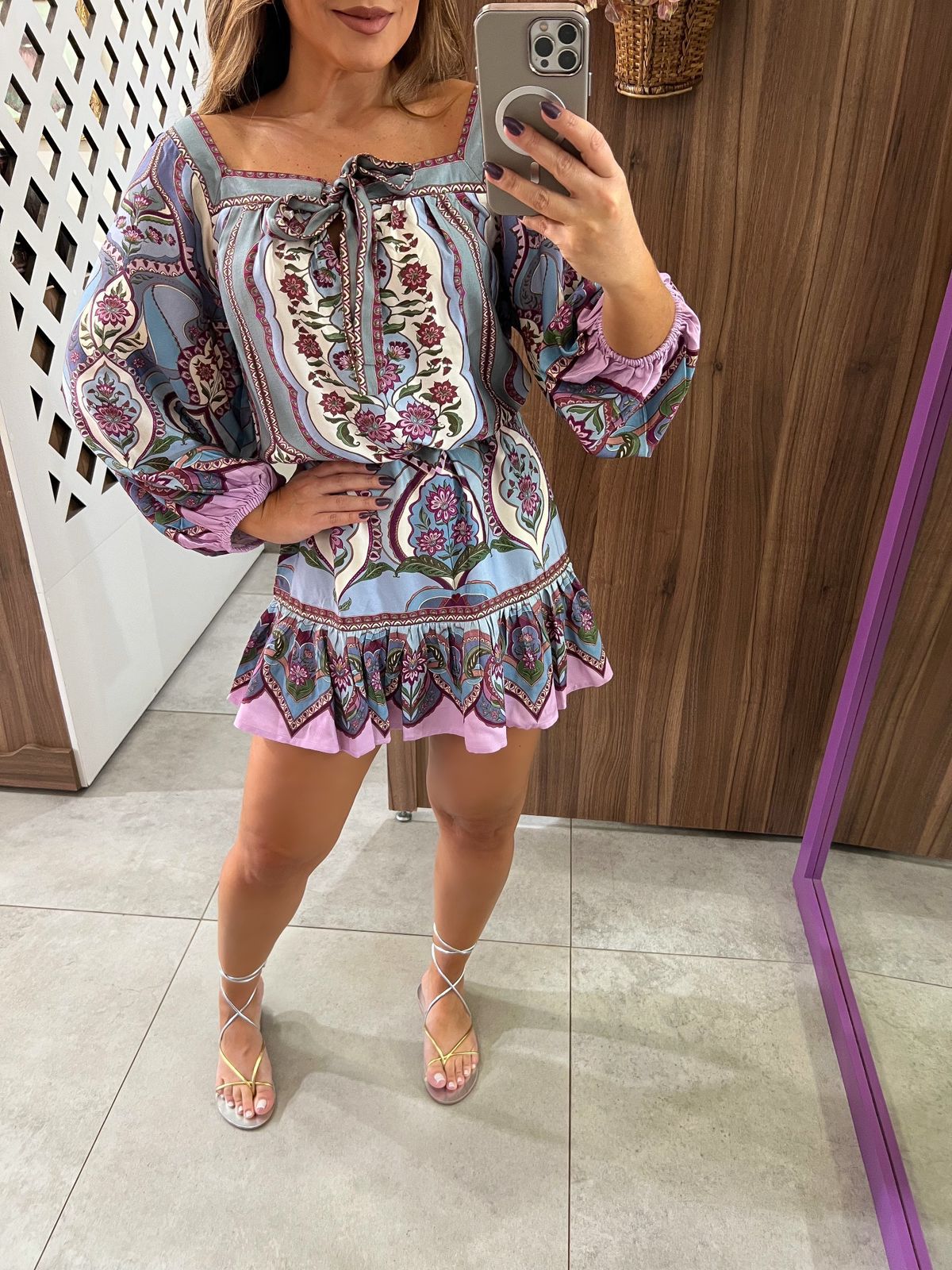 Vestido Curto Nirvana Farm