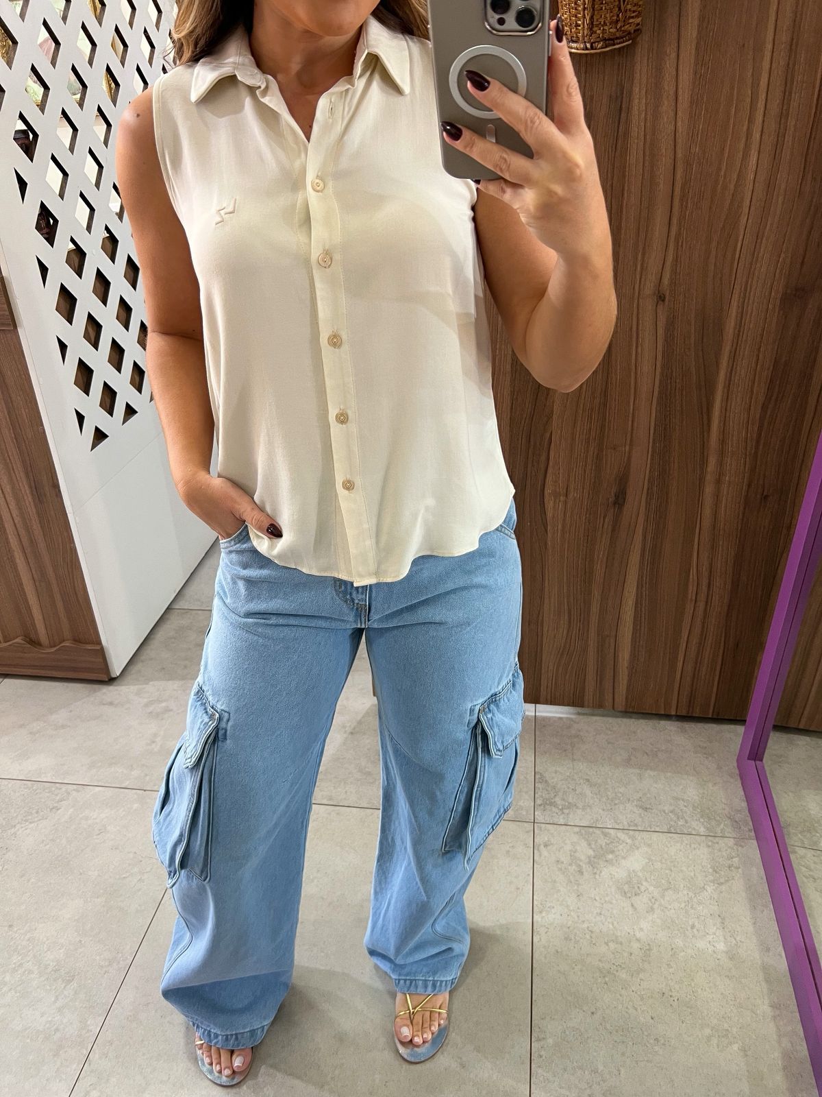 Camisa Sem Mangas Com Gola Bege Lez a Lez 