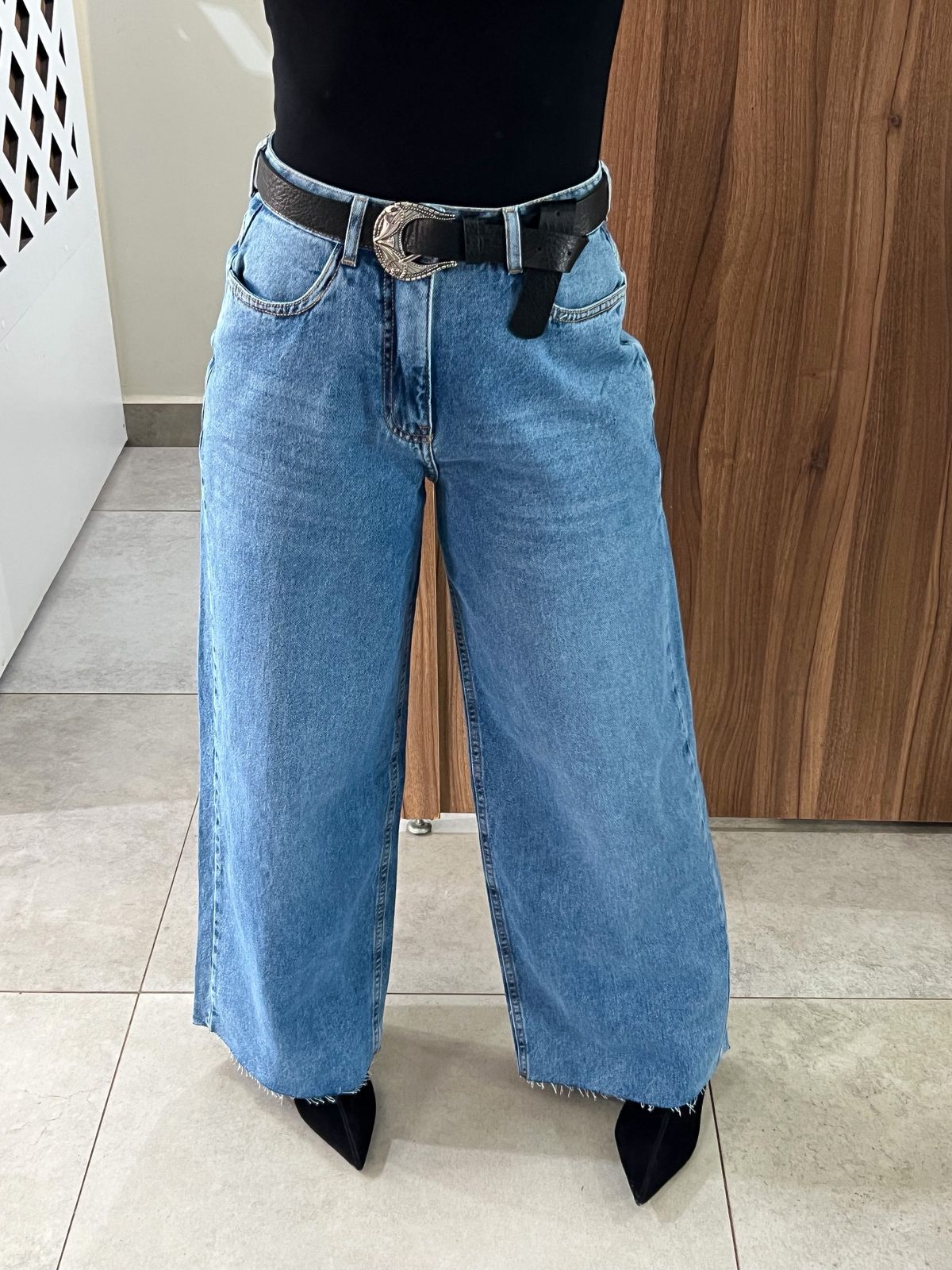 Calça Jeans Pantacourt Dadri