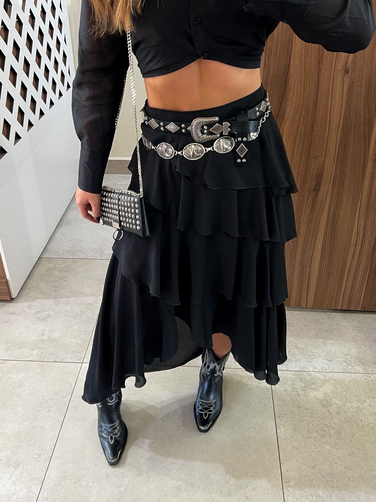 Saia Midi Babados Preta Bella 