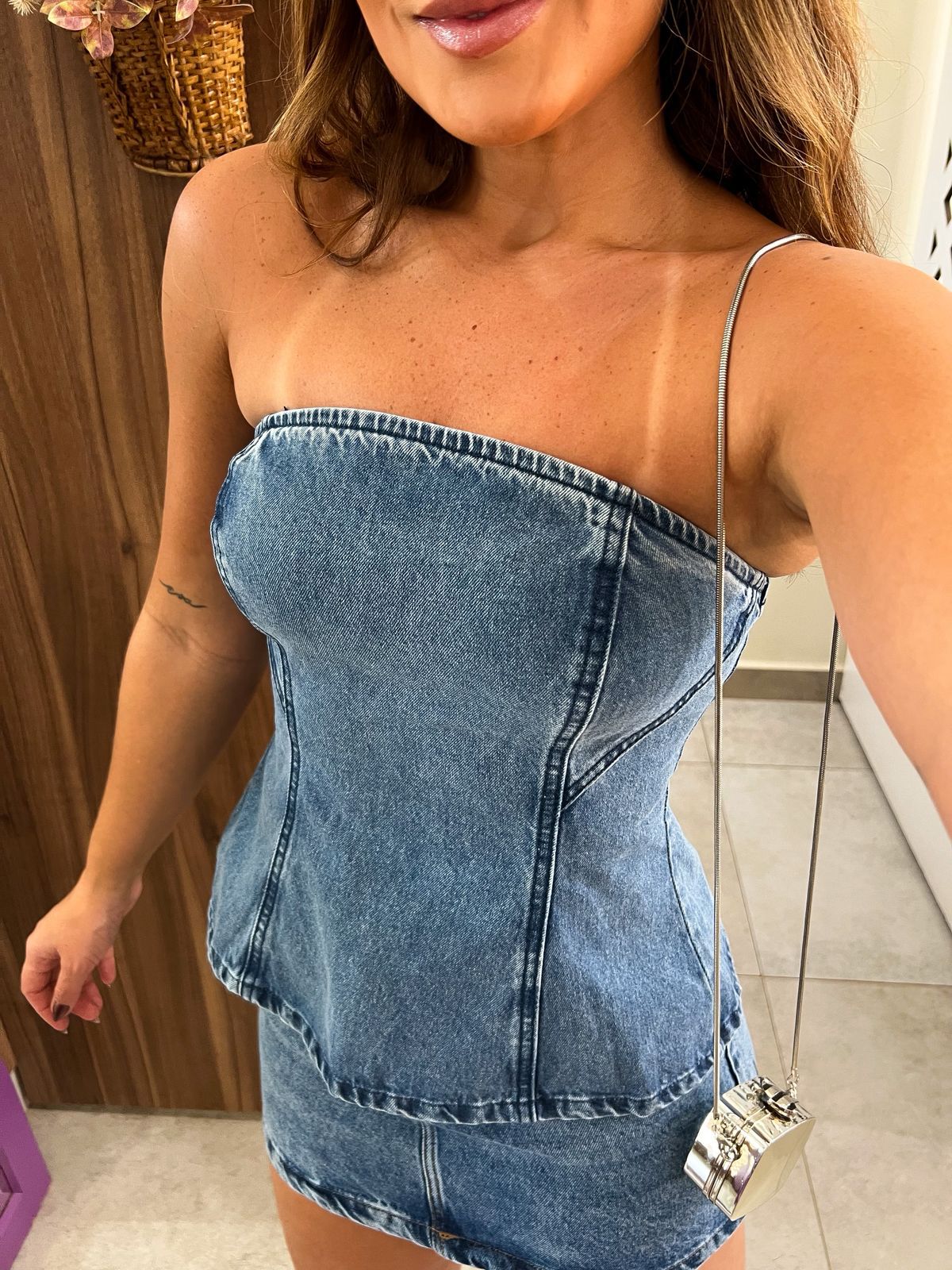 Blusa Recortes Malu Jeans Médio Alcance