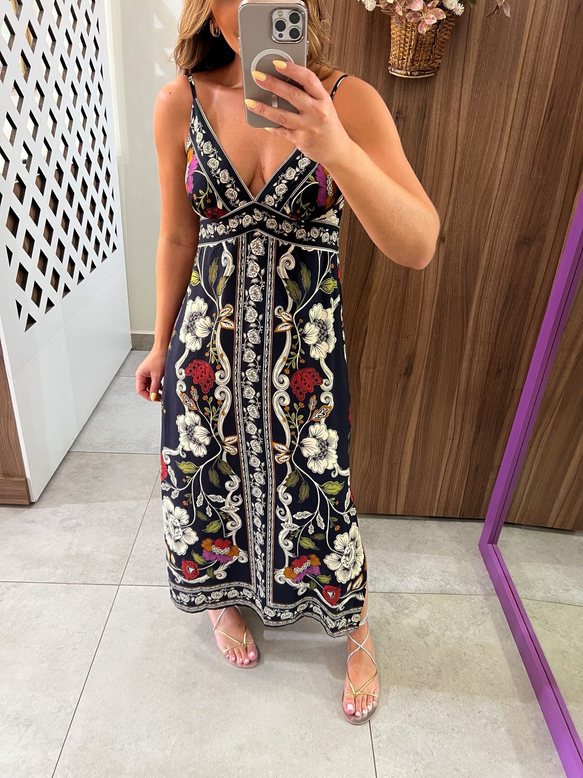 Vestido Cropped Flor De Fita Preto Farm