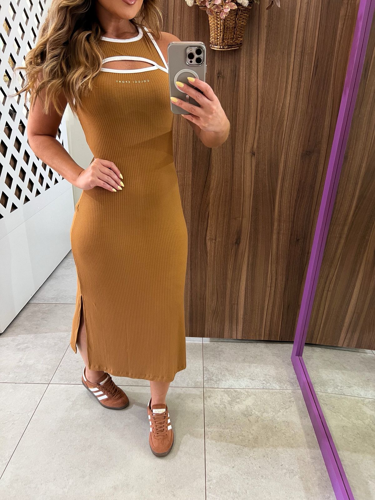Vestido Midi Slim Fit Canelado Caramelo Colcci 