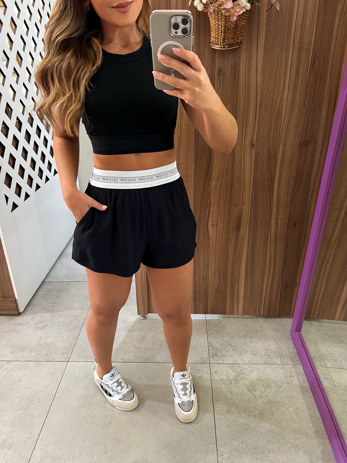 Short Curto Comfort Preto Colcci Sport