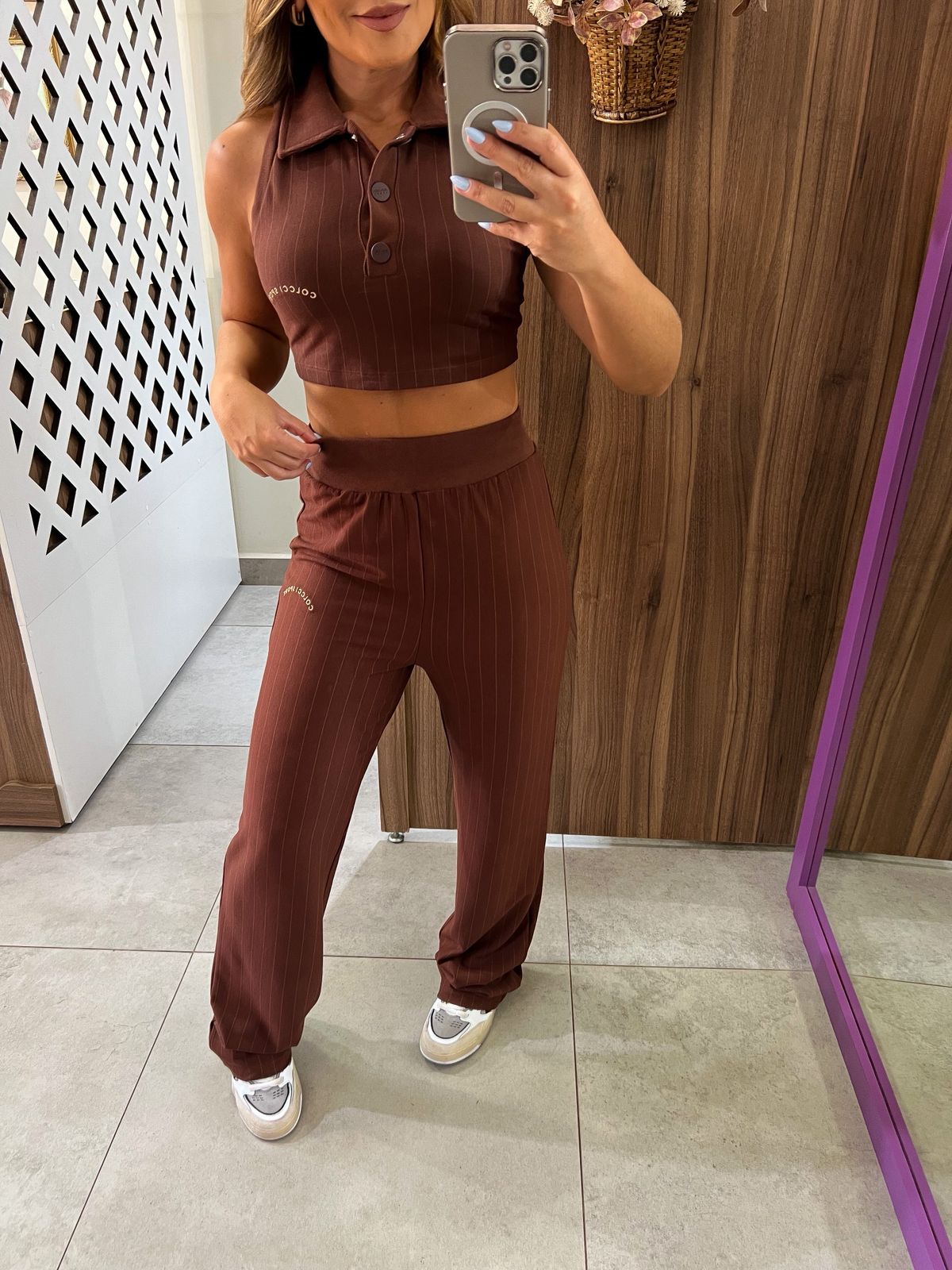 Calça Reta Malha Listrada Fashion Marrom Colcci Sport