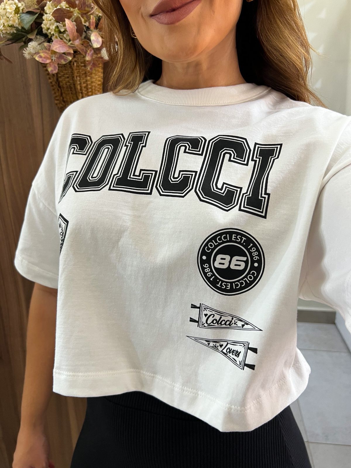 Camiseta Cropped Com Estampa Off Colcci 