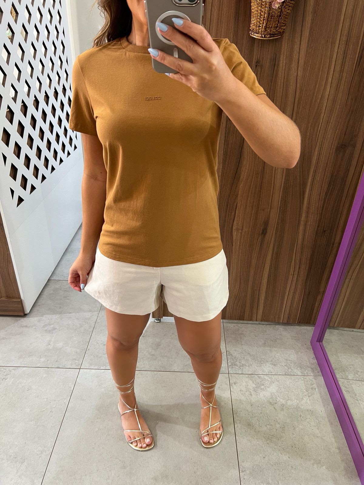 Camiseta Basic Manga Curta Caramelo Colcci