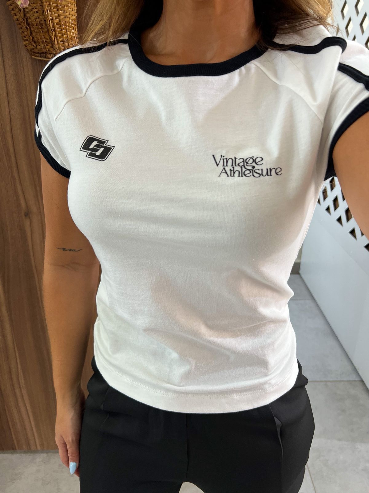 Camiseta Slim Vintage Com Estampa Colcci
