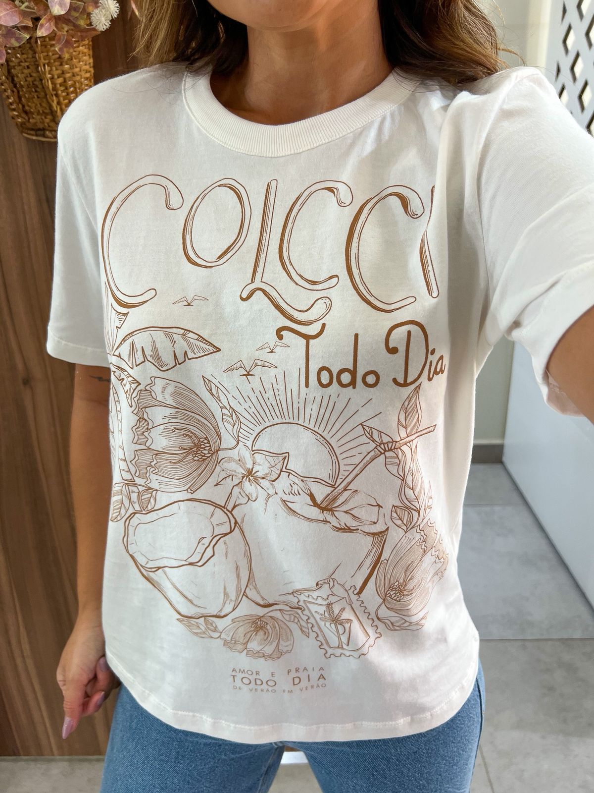 Camiseta Boy Com Estampa Frontal Off Colcci 