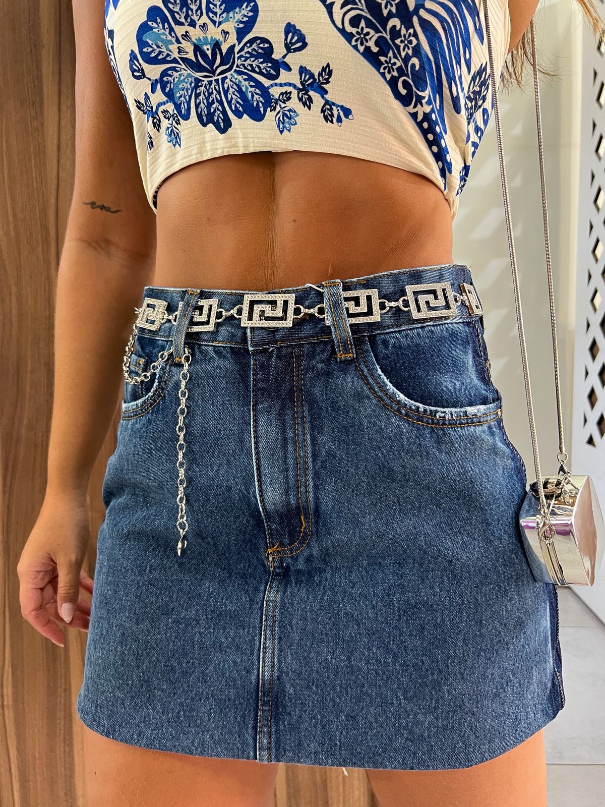 Saia Jeans Curta Cintura Alta E Barra Desfiada Lez a Lez