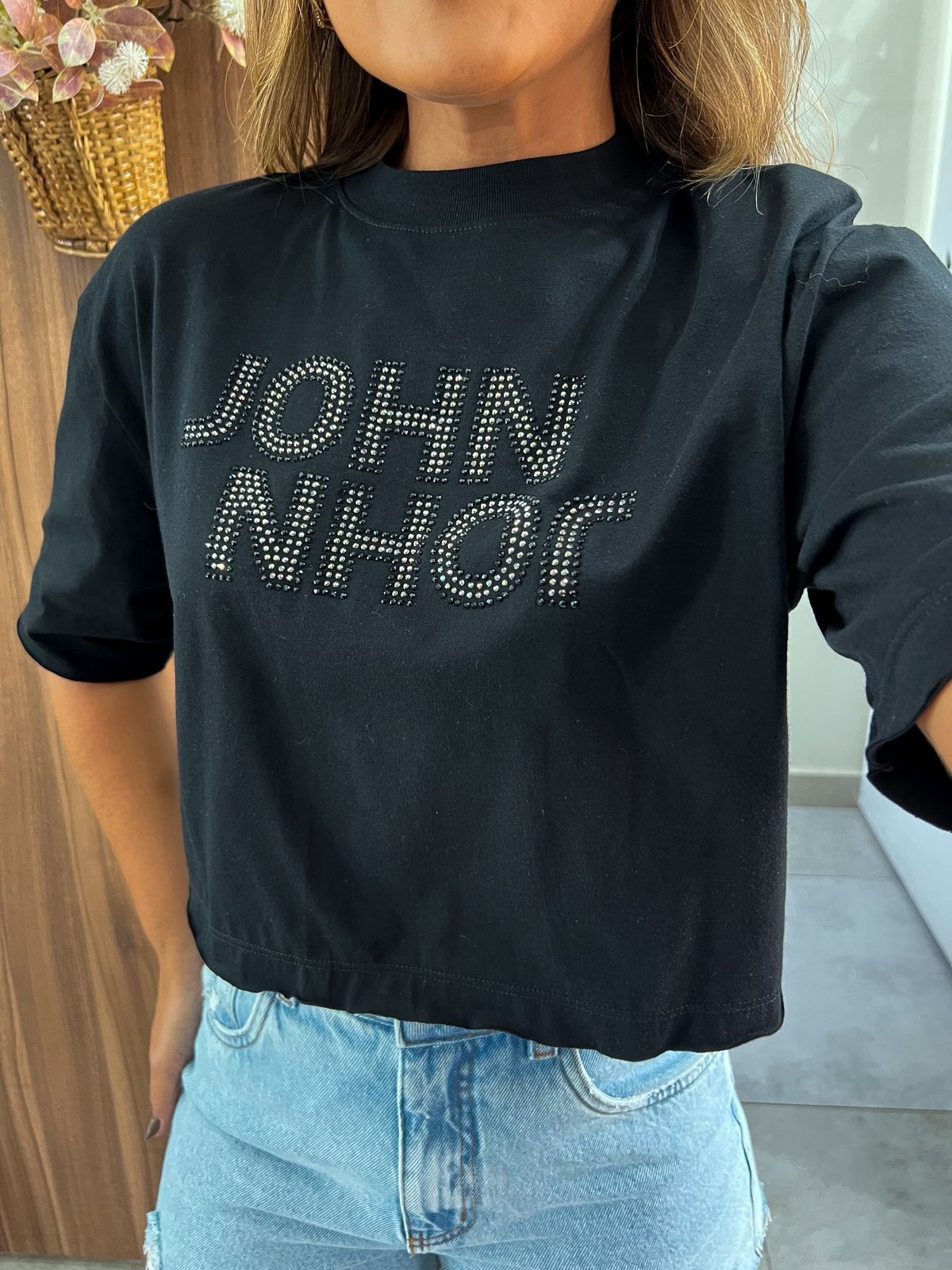 T-shirt Doodle Preta Aplicações John John