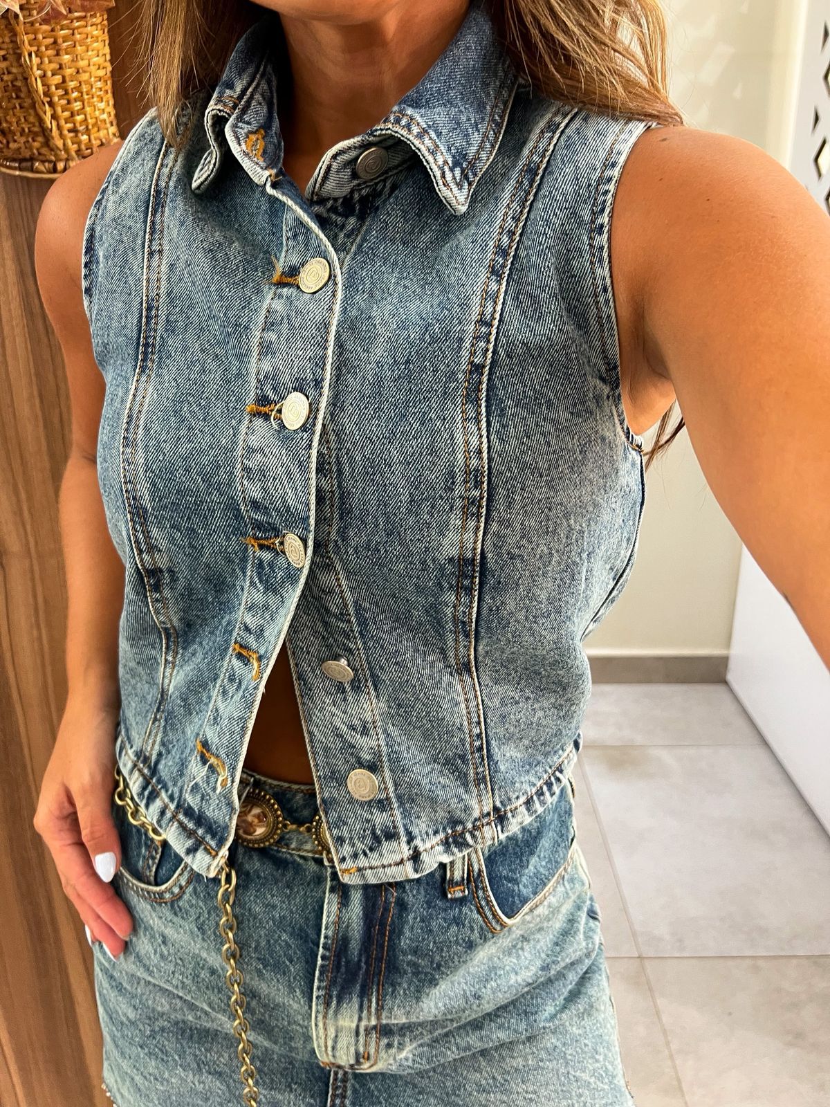 Colete Jeans Mandolin Dirty Wash Alcance