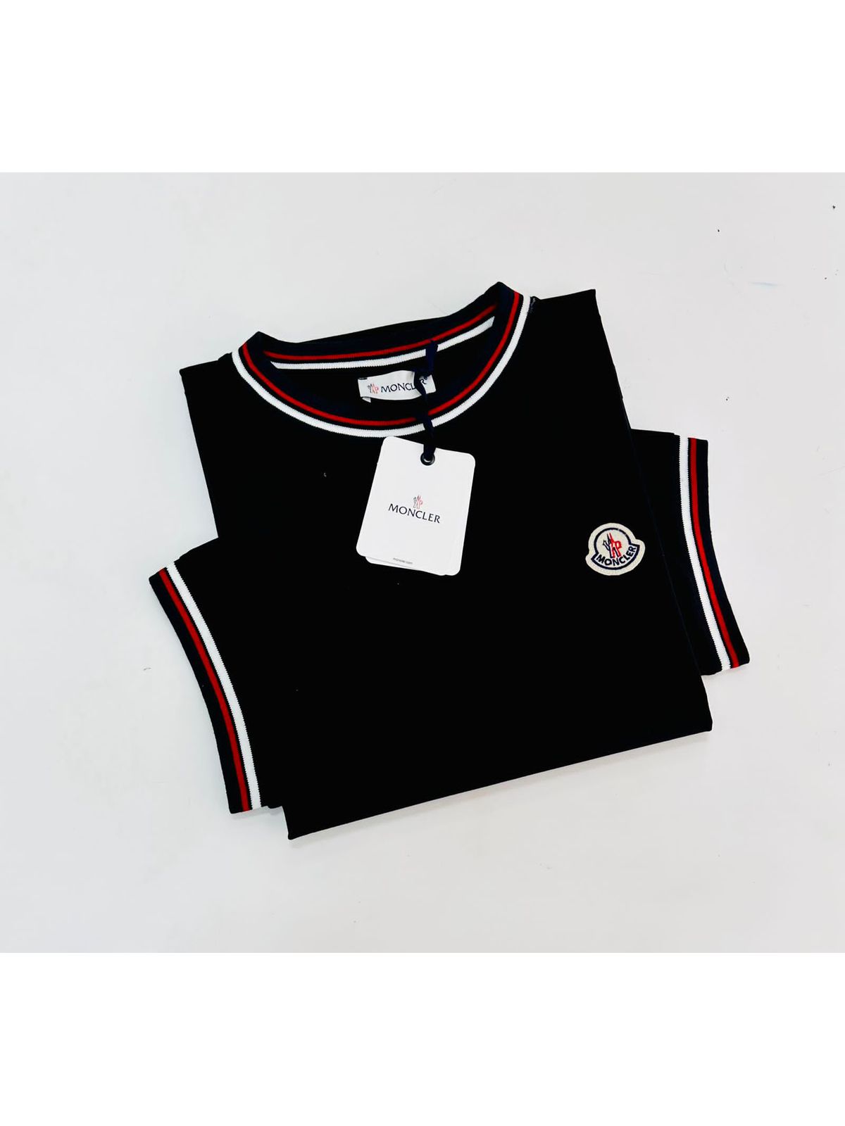 CAMISETA MONCLER - PRETO - SP GRIFES - Camisetas Importadas no Atacado