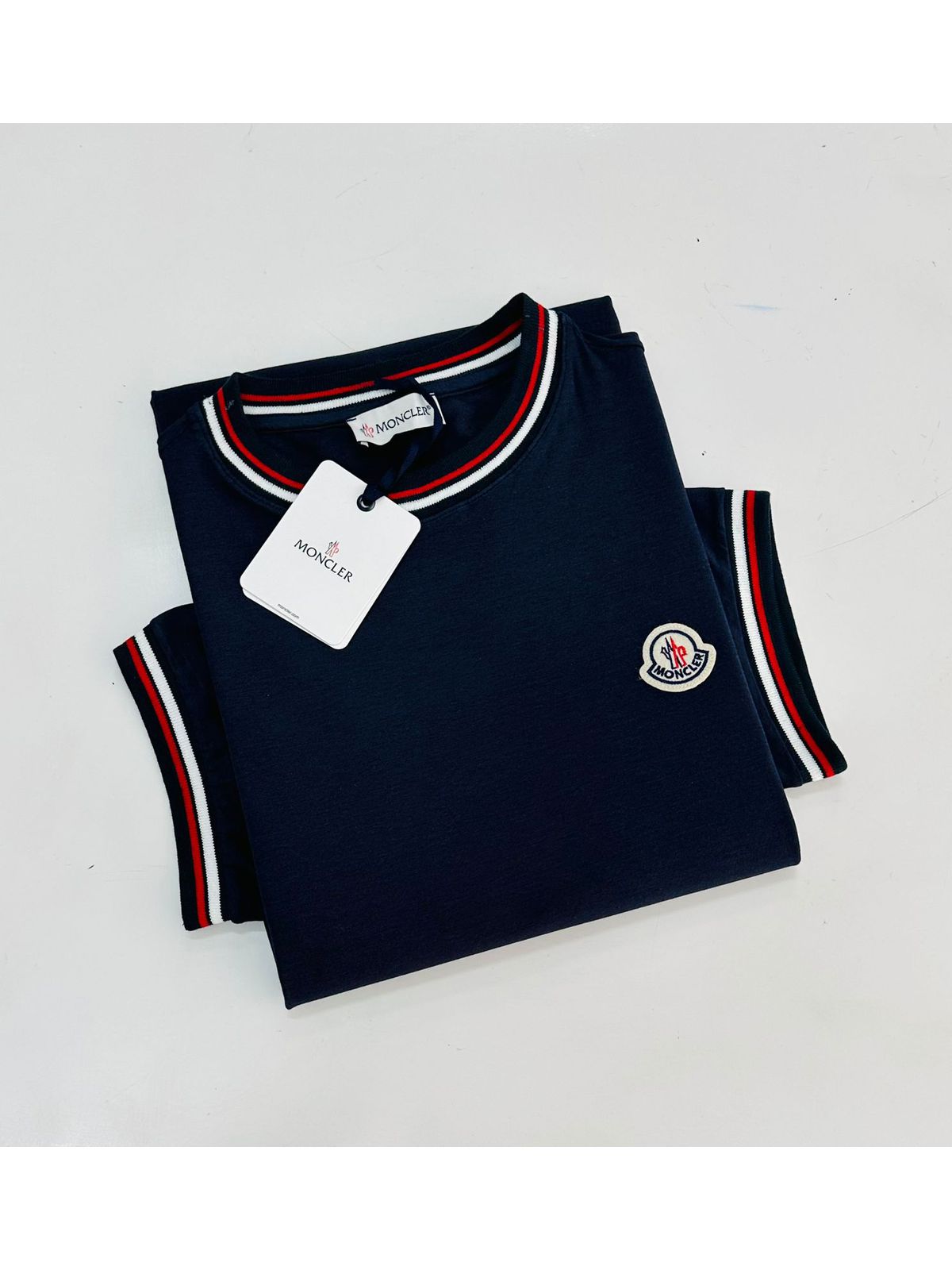 CAMISETA MONCLER - AZUL MARINHO - SP GRIFES - Camisetas Importadas no Atacado