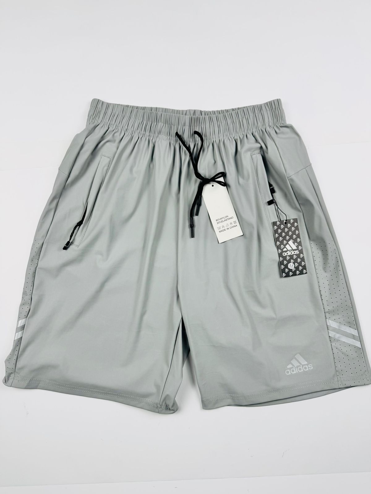 Shorts Adidas - Dry Fit Respirável - Cinza - SP GRIFES - Camisetas Importadas no Atacado