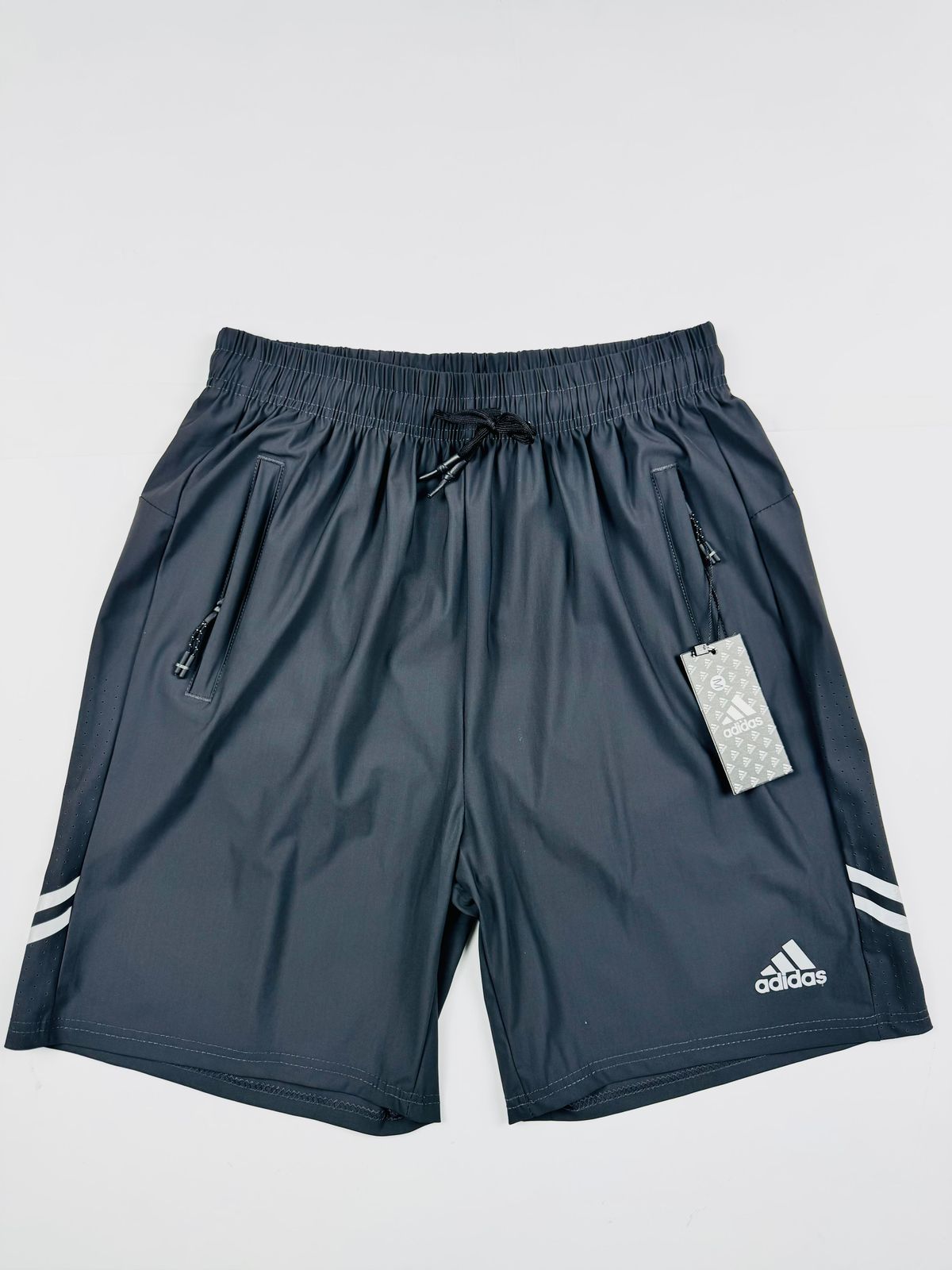 Shorts Adidas - Dry Fit Respirável - Cinza - SP GRIFES - Camisetas Importadas no Atacado