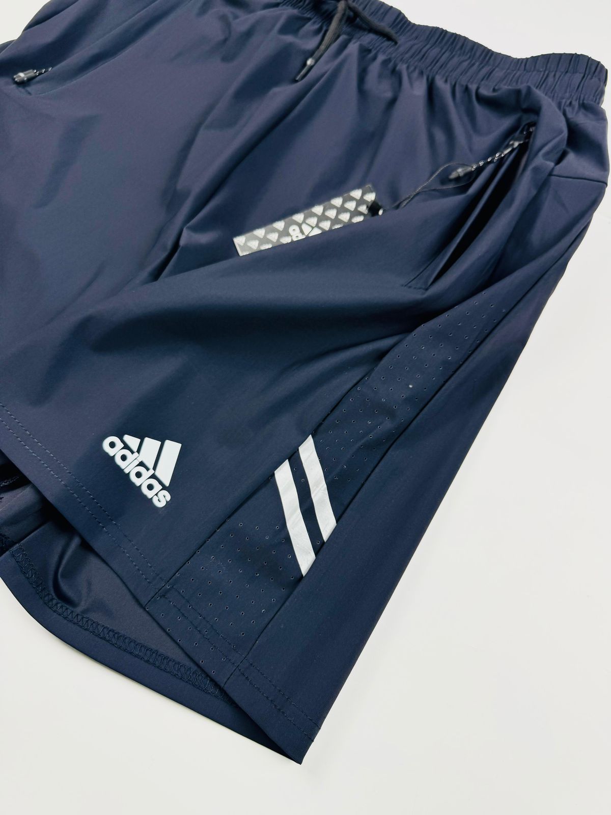 Shorts Adidas - Dry Fit Respirável - Marinho - SP GRIFES - Camisetas Importadas no Atacado