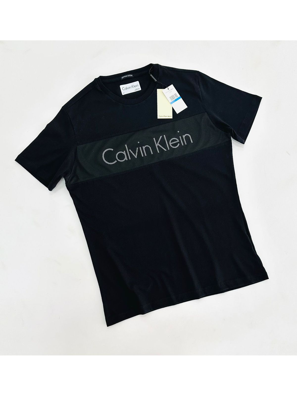 CAMISETA CALVIN KLEIN DIFERENCIADA - PRETO - SP GRIFES - Camisetas Importadas no Atacado