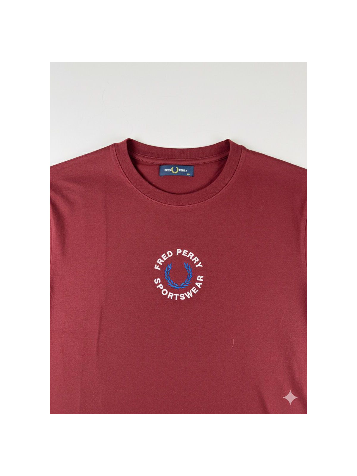 Camiseta Fred Perry - Vermelho - Bordada - SP GRIFES - Camisetas Importadas no Atacado