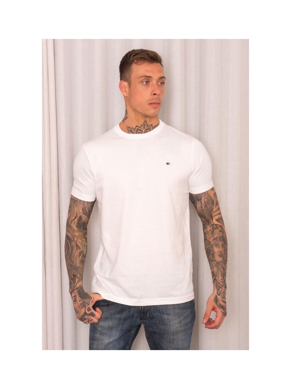 Camiseta Tommy Hilfiger - Branca - SP GRIFES - Camisetas Importadas no Atacado