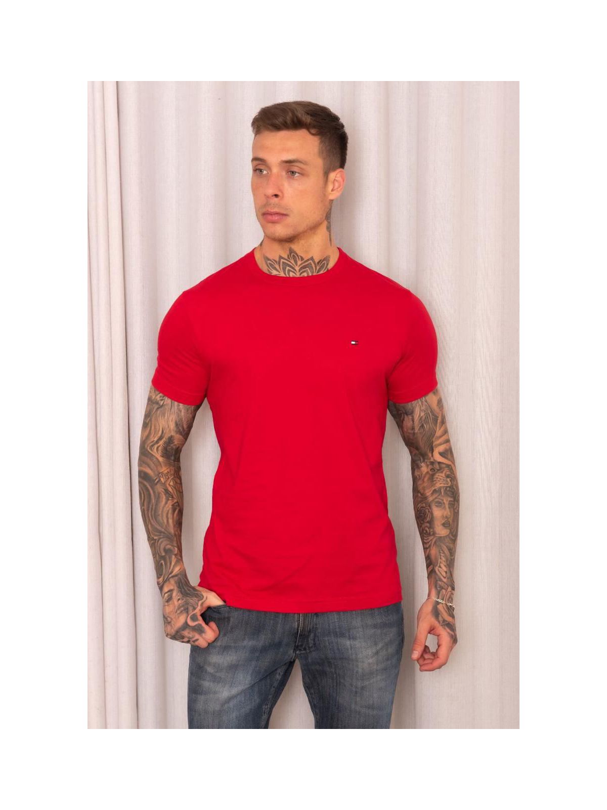 Camiseta Tommy Hilfiger - Vermelha - SP GRIFES - Camisetas Importadas no Atacado