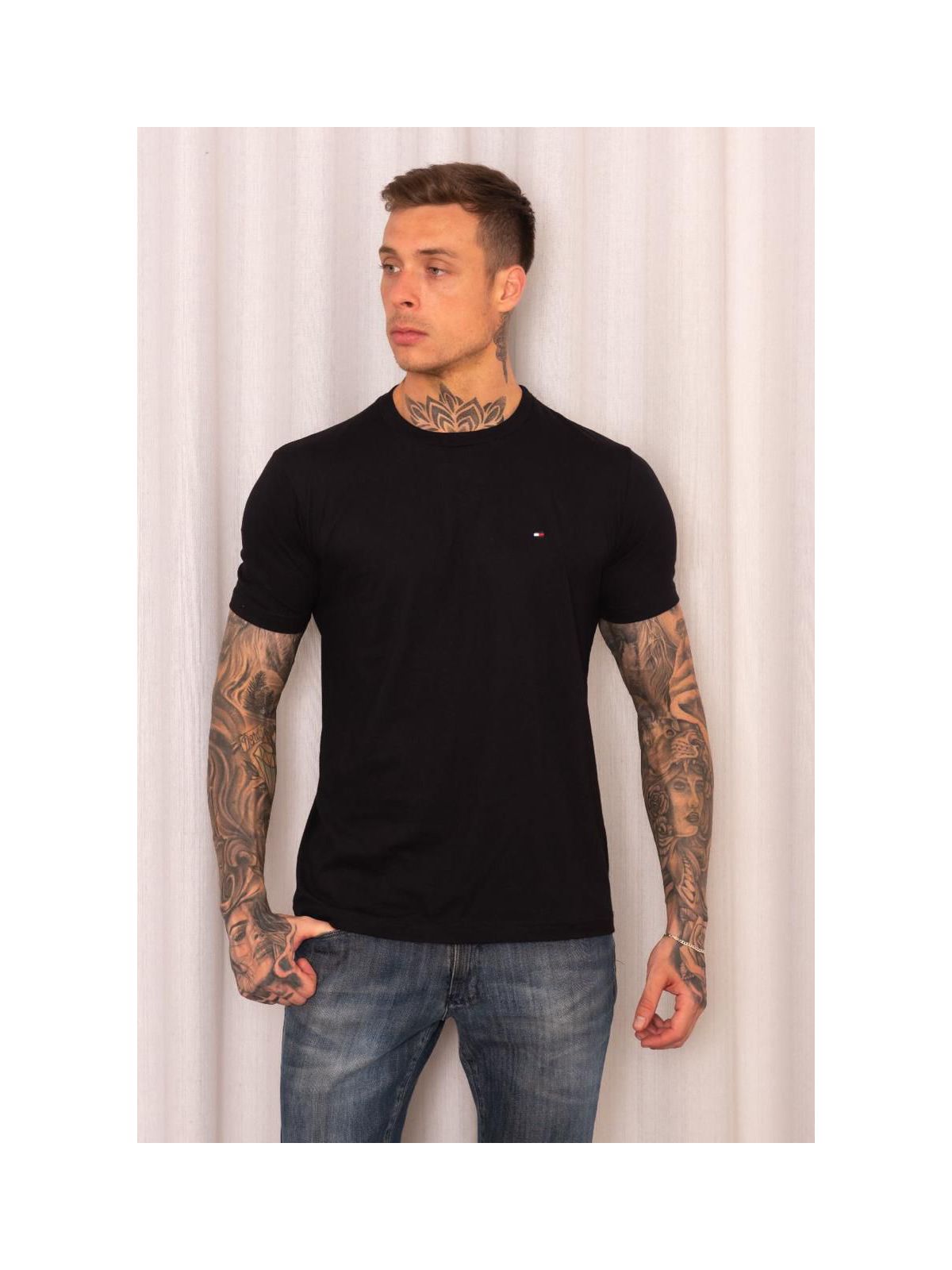 Camiseta Tommy Hilfiger - Preto - SP GRIFES - Camisetas Importadas no Atacado