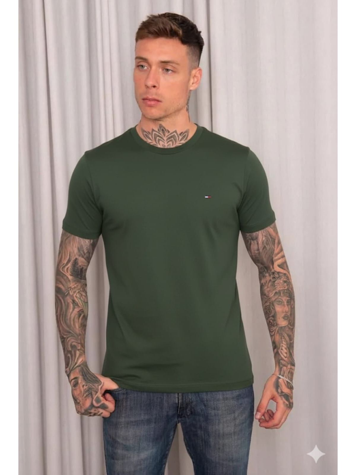 Camiseta Tommy Hilfiger - Verde musgo - SP GRIFES - Camisetas Importadas no Atacado