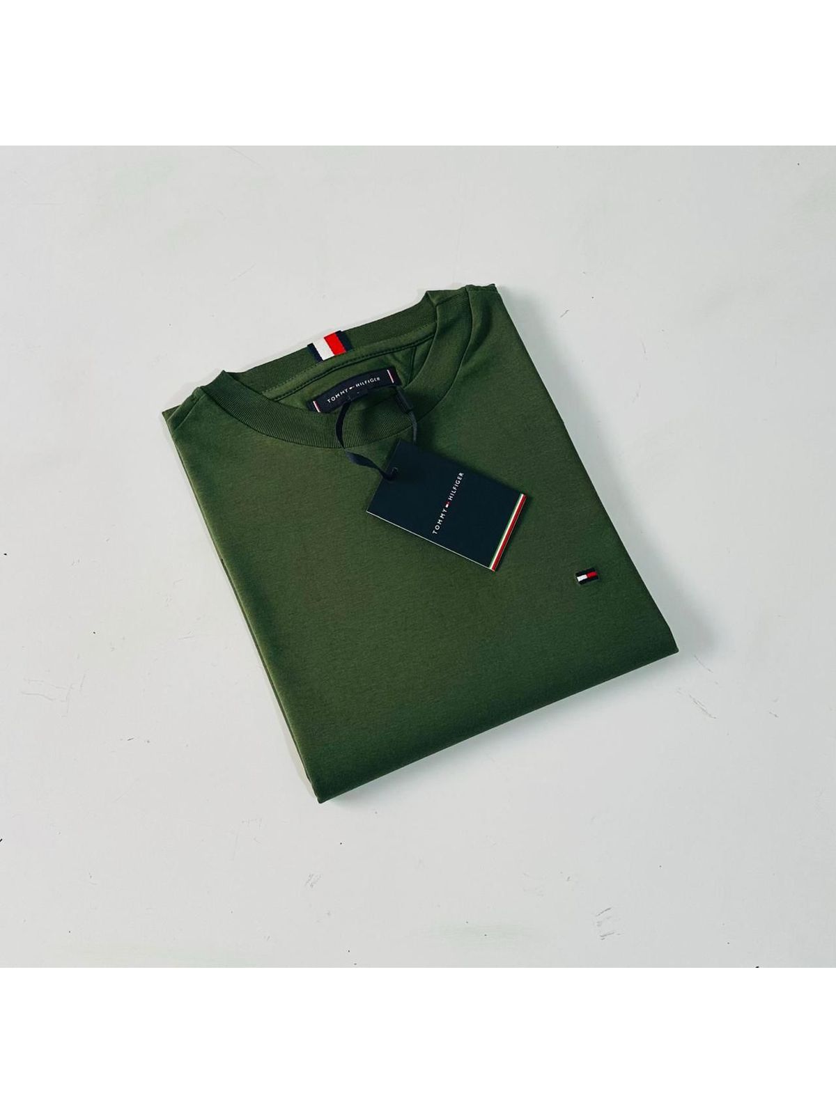 CAMISETA TOMMY HILFIGER - SP GRIFES - Camisetas Importadas no Atacado