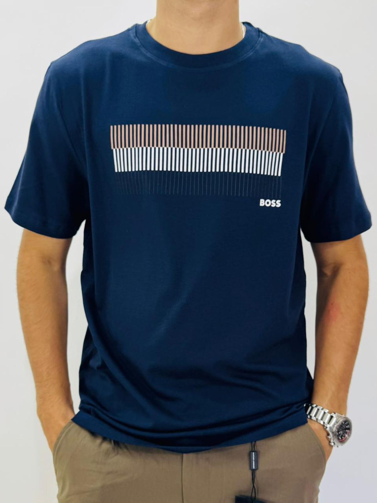 CAMISETA HUGO BOSS - MARINHO - SP GRIFES - Camisetas Importadas no Atacado