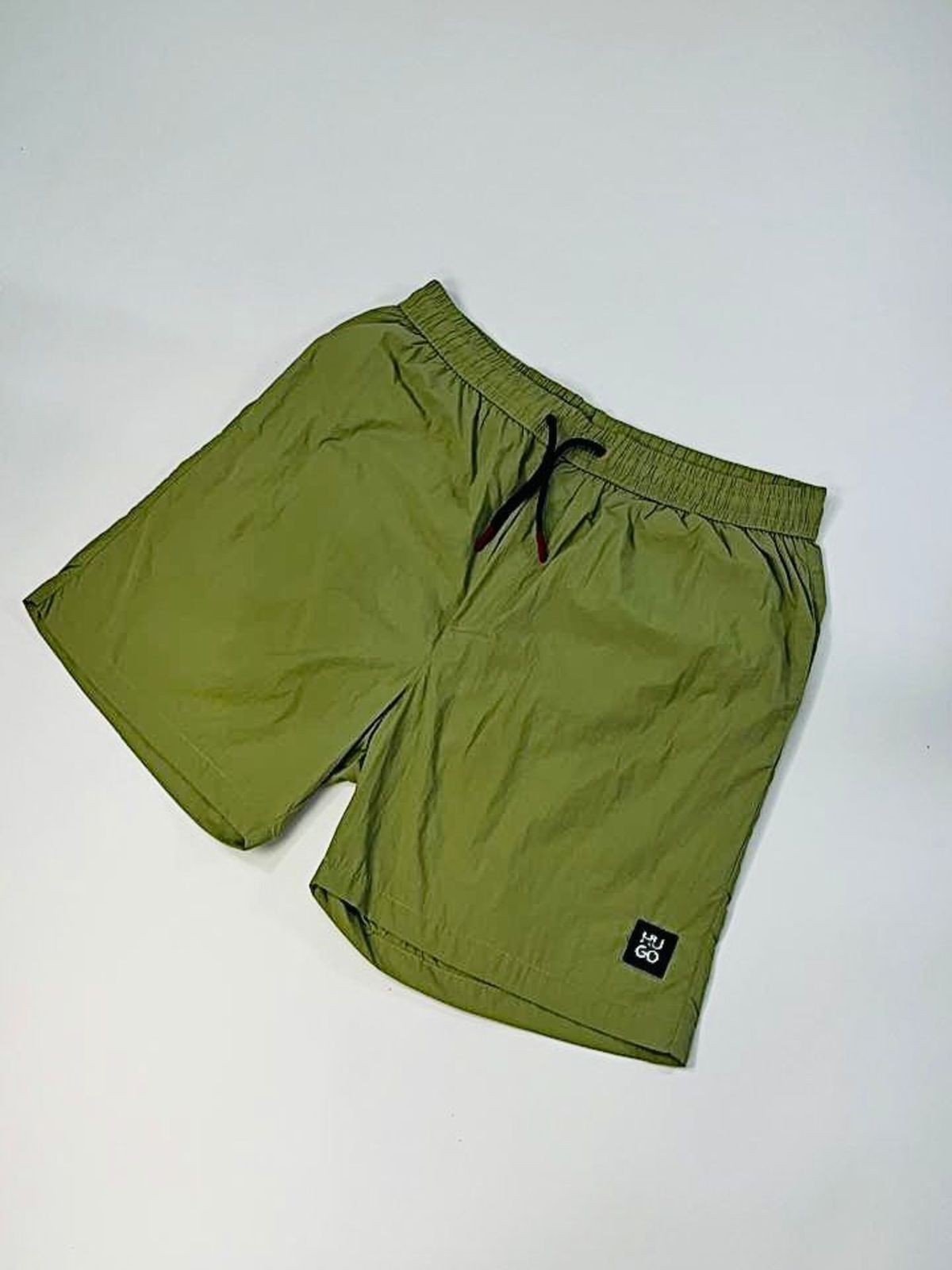 SHORT HUGO BOSS - VERDE - SP GRIFES - Camisetas Importadas no Atacado
