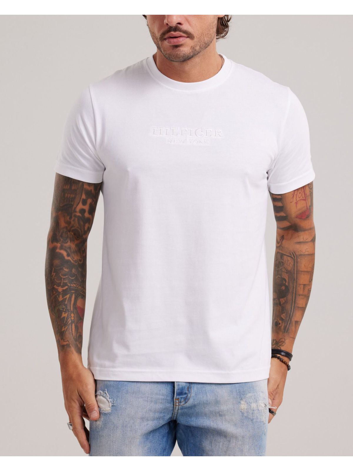 CAMISETA TOMMY HILFIGER - BRANCO - SP GRIFES - Camisetas Importadas no Atacado
