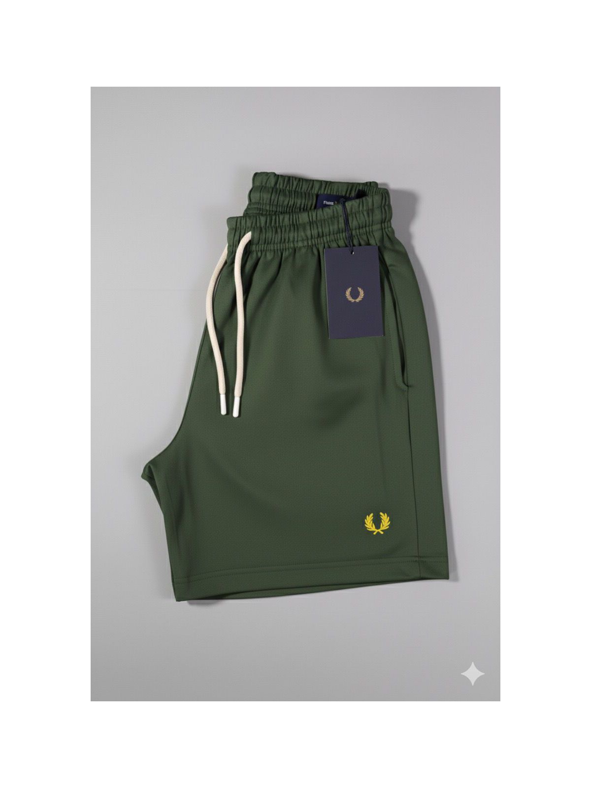 Short Mauricinho Sarja Fred Perry - Verde Militar - SP GRIFES - Camisetas Importadas no Atacado