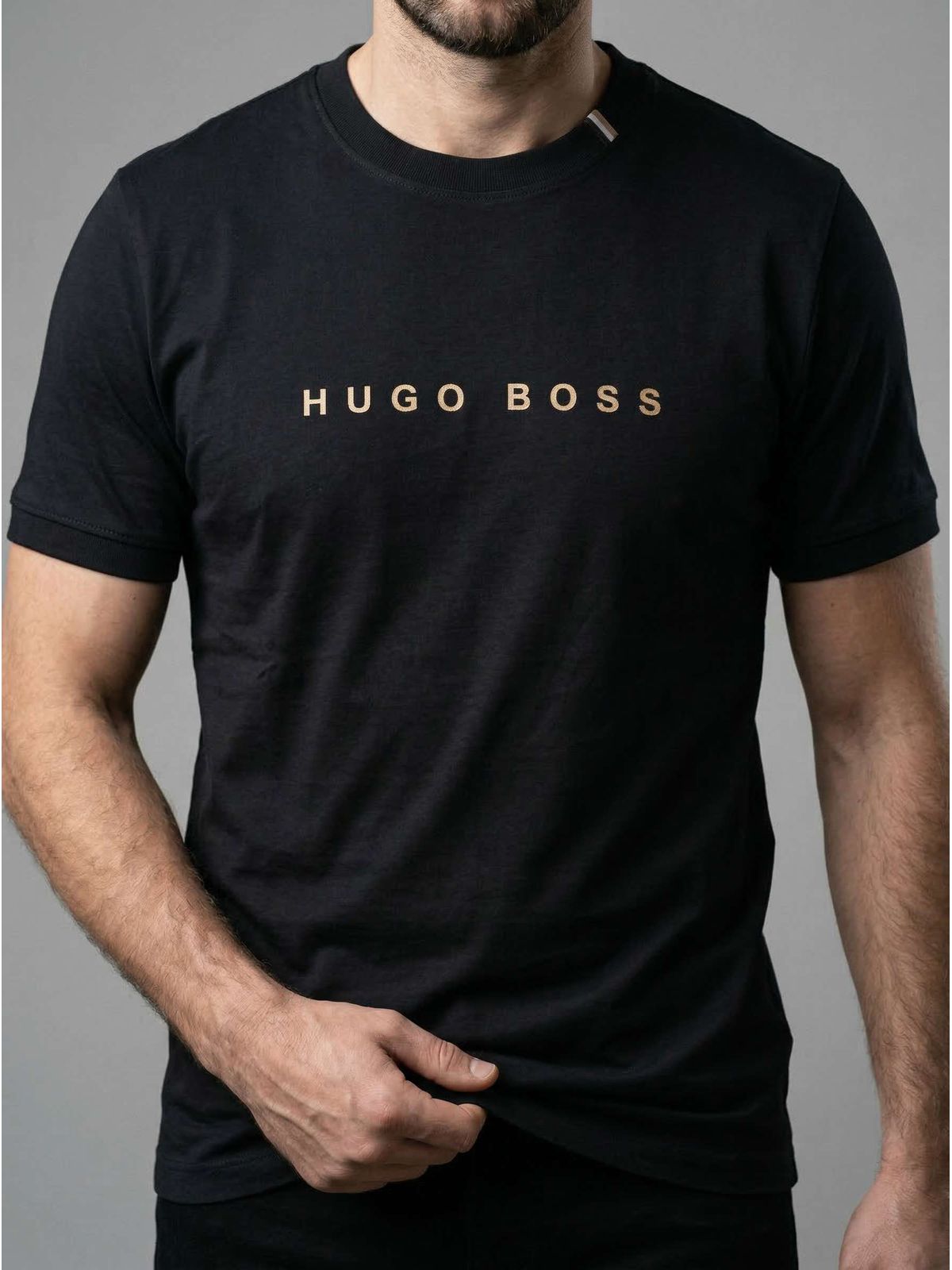 CAMISETA HUGO BOSS- PRETO - SP GRIFES - Camisetas Importadas no Atacado