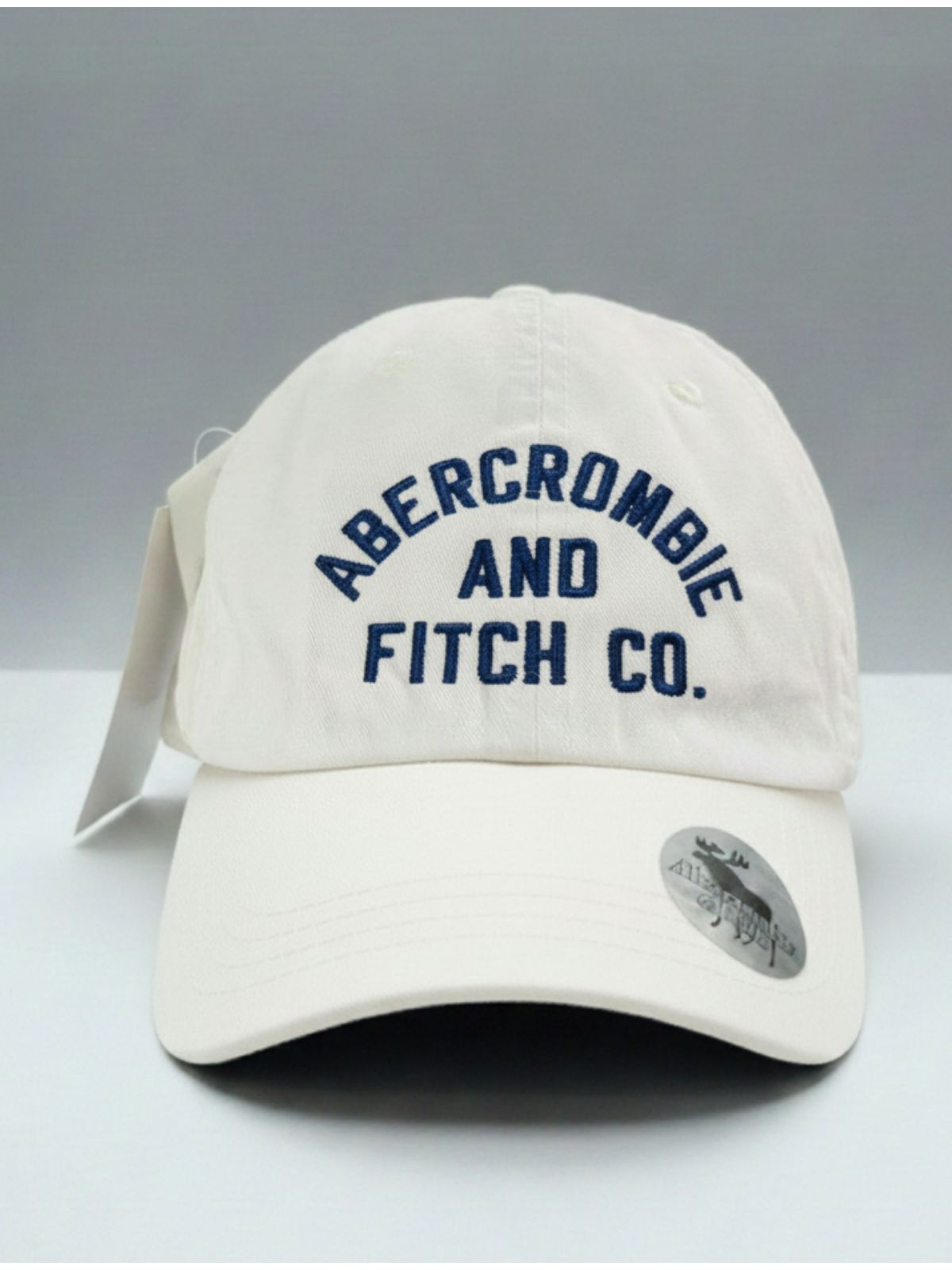 Boné Abercrombie & Fitch - Branco - SP GRIFES - Camisetas Importadas no Atacado