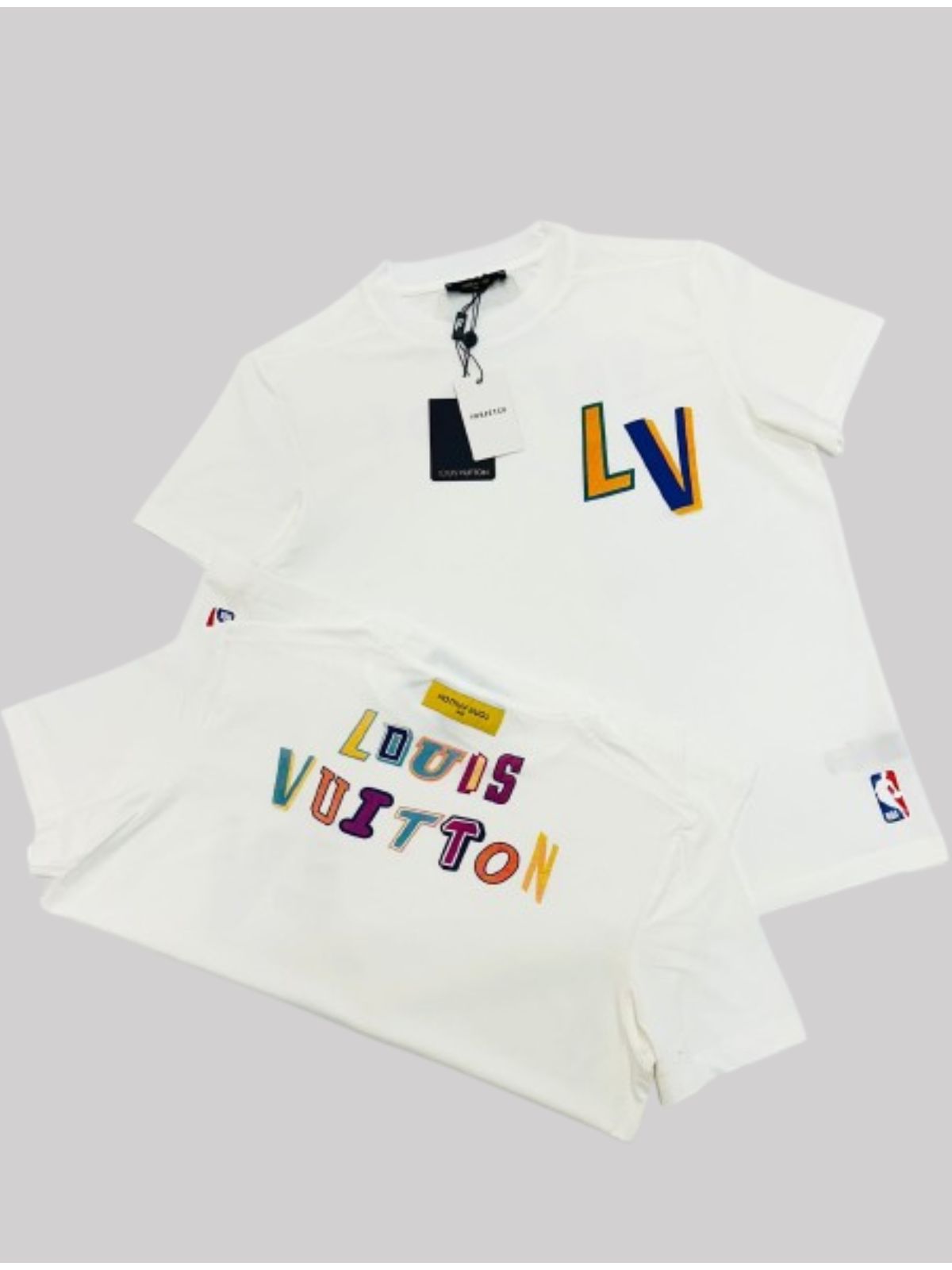 CAMISETA LOUIS VUITTON - BRANCA - SP GRIFES - Camisetas Importadas no Atacado