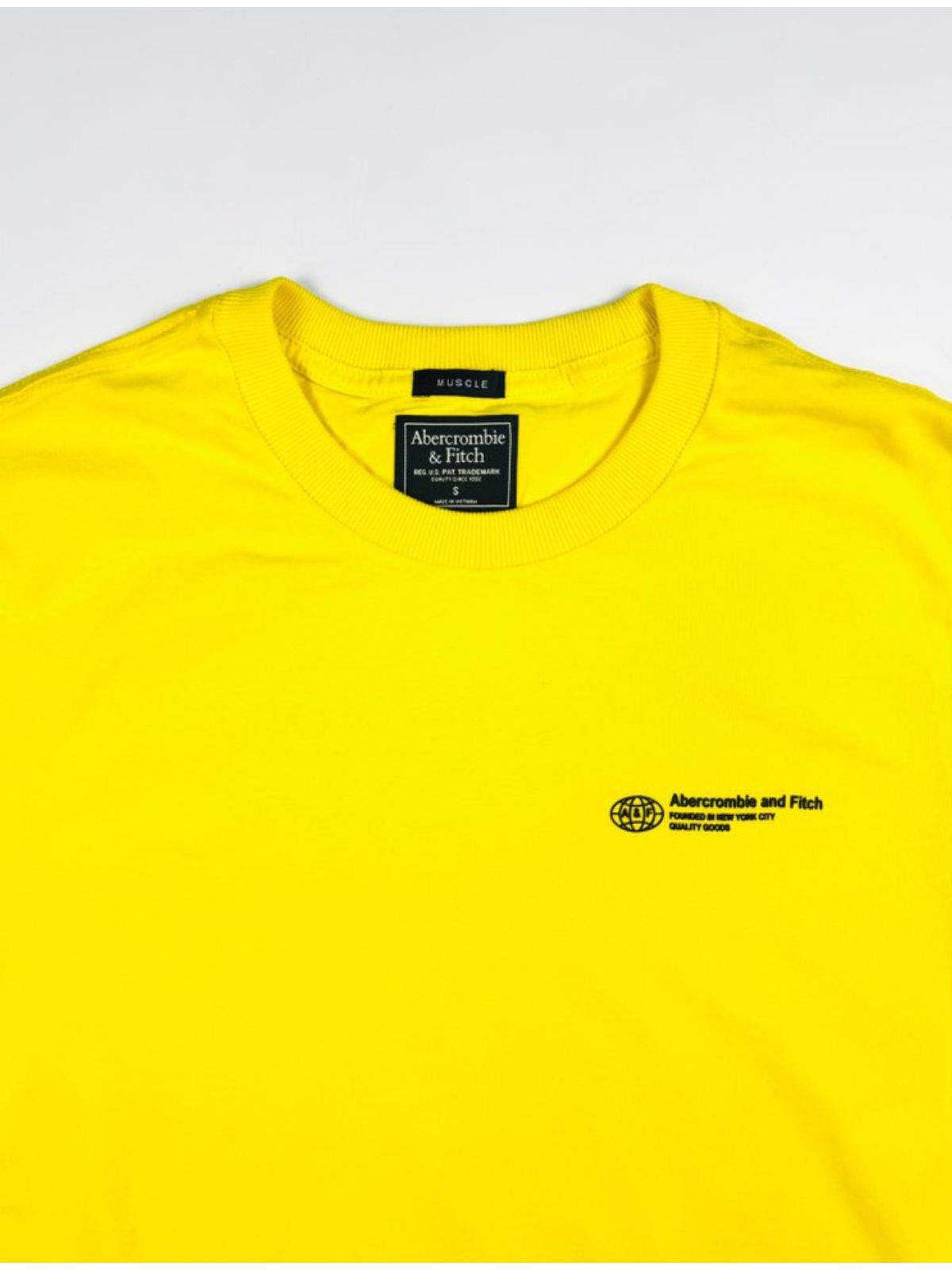 Camiseta Abercrombie - Amarela - SP GRIFES - Camisetas Importadas no Atacado