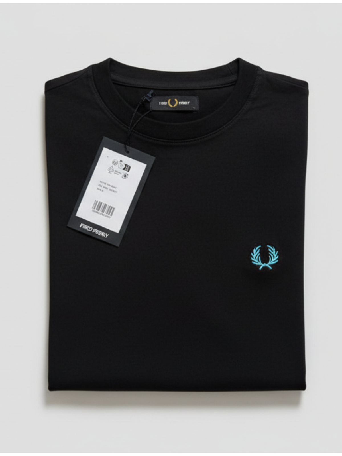 Camiseta Fred Perry - Preta com a logo Azul - Egíp... - SP GRIFES - Camisetas Importadas no Atacado