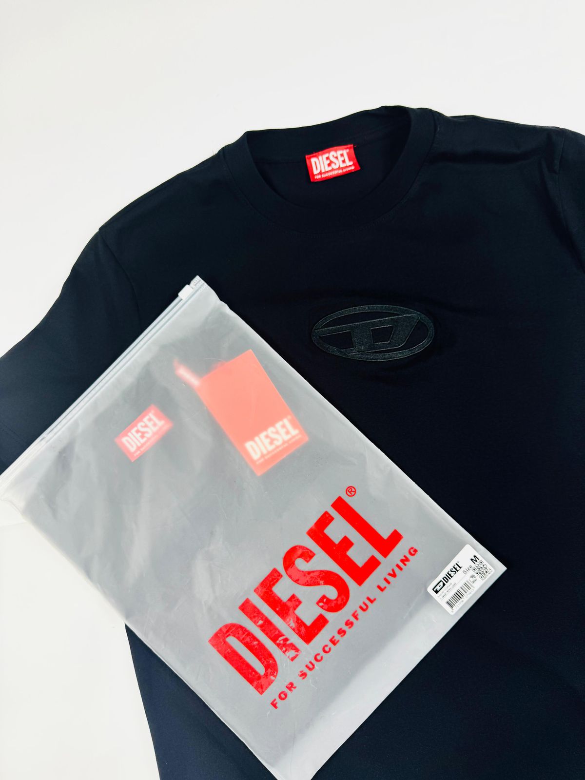 CAMISETA DIESEL COM BAG - PRETA - SP GRIFES - Camisetas Importadas no Atacado