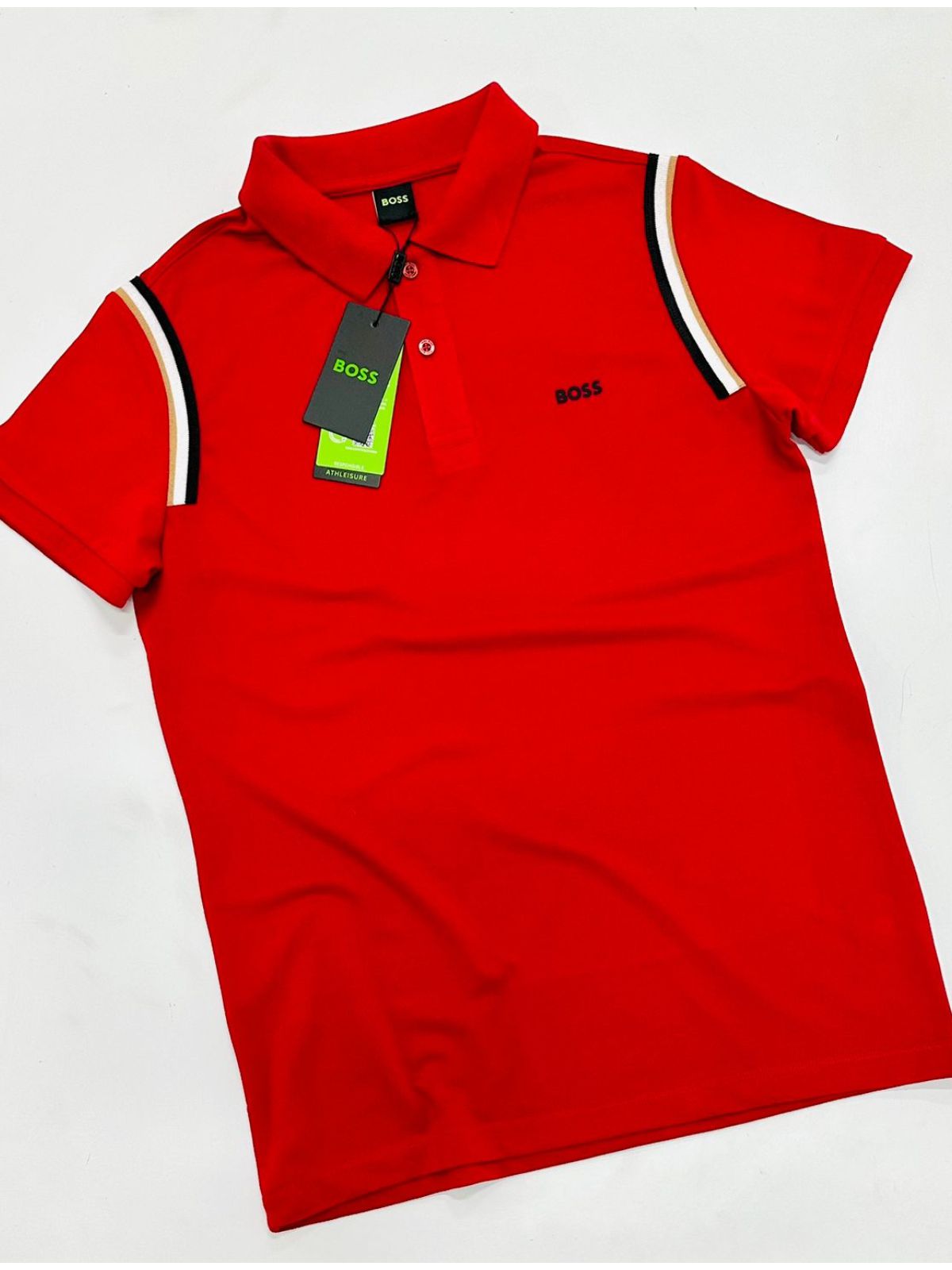 GOLA POLO BOSS DIFERENCIADA NA MANGA - VEREMELHA - SP GRIFES - Camisetas Importadas no Atacado