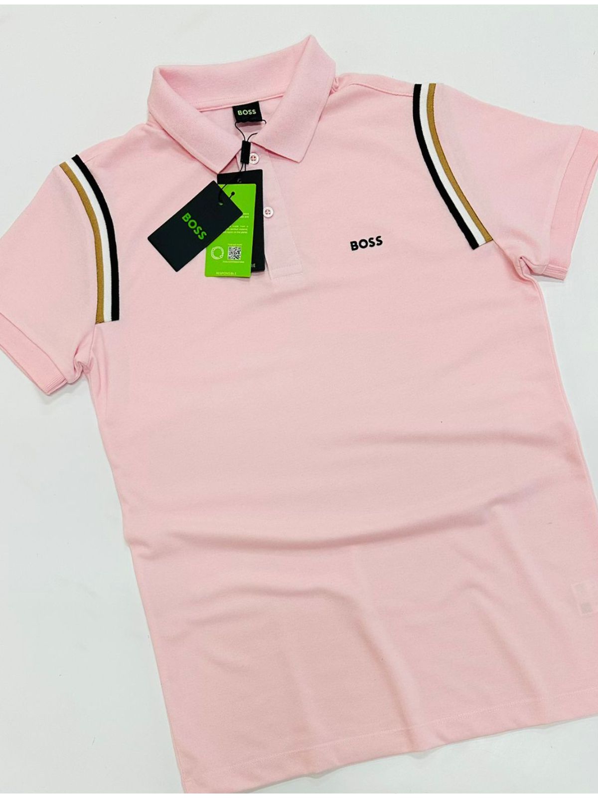 GOLA POLO BOSS DIFERENCIADA NA MANGA - ROSA CLARO - SP GRIFES - Camisetas Importadas no Atacado