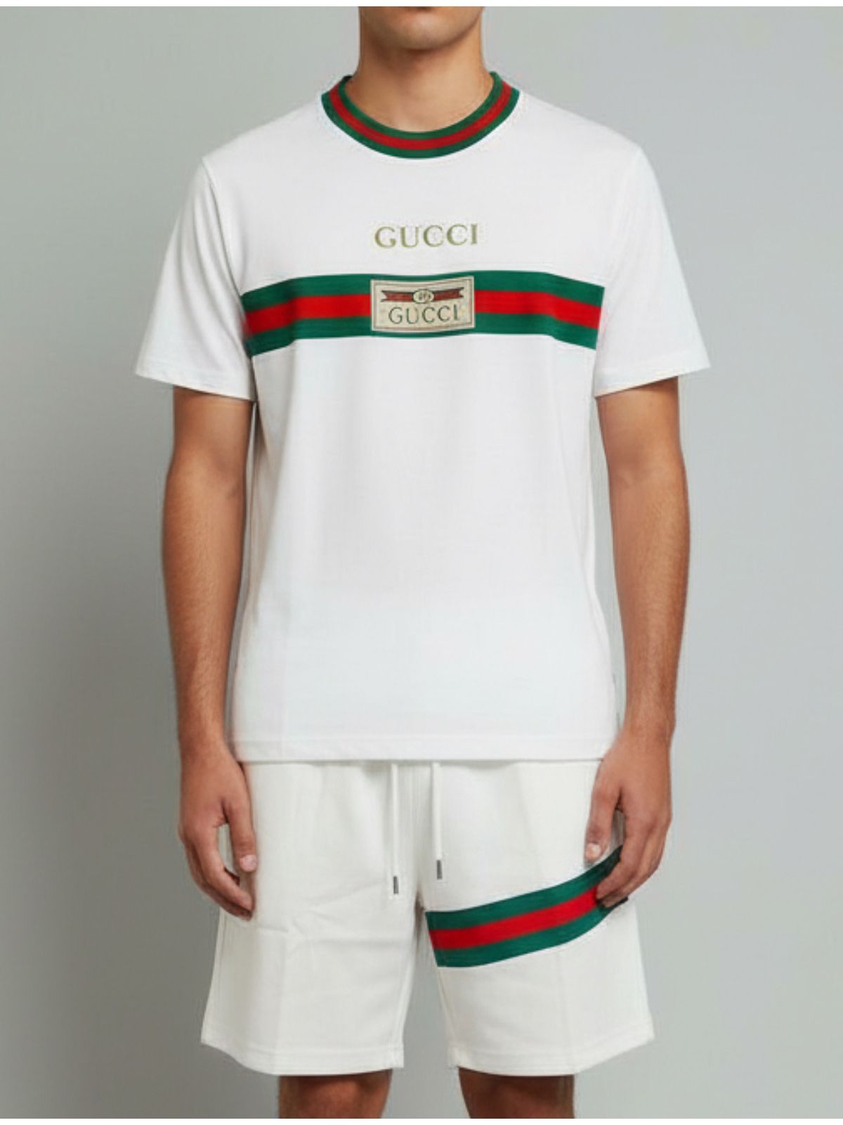 CONJUNTO GUCCI - BRANCO - SP GRIFES - Camisetas Importadas no Atacado