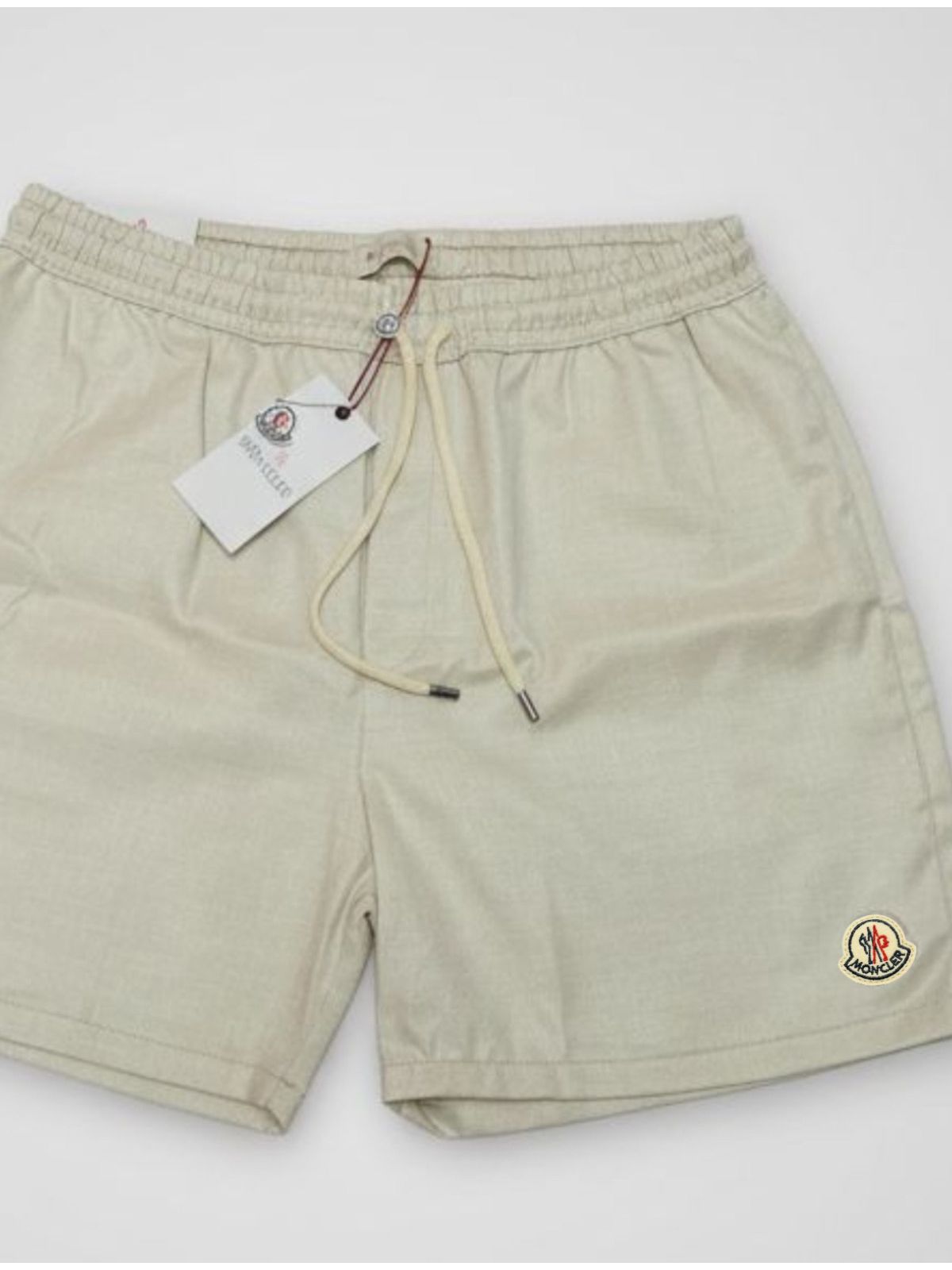 Short Moncler - Areia - SP GRIFES - Camisetas Importadas no Atacado