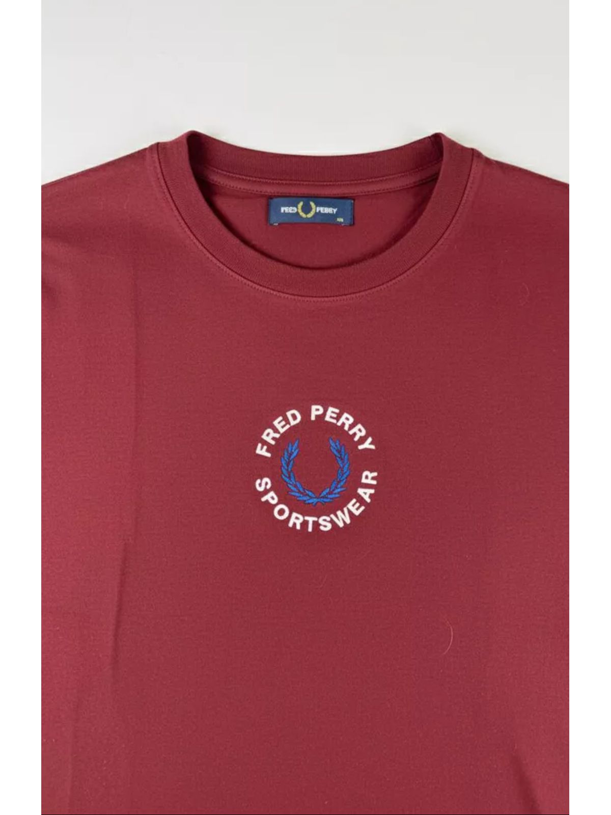 Camiseta Fred Perry - Vermelho - Bordada - Egípcia - SP GRIFES - Camisetas Importadas no Atacado