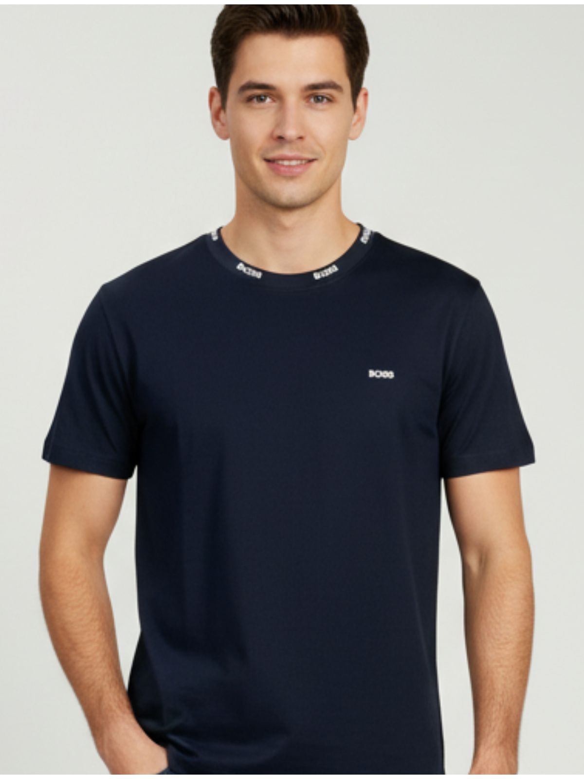 Camiseta Hugo Boss Gola Detalhada - PRETA - SP GRIFES - Camisetas Importadas no Atacado