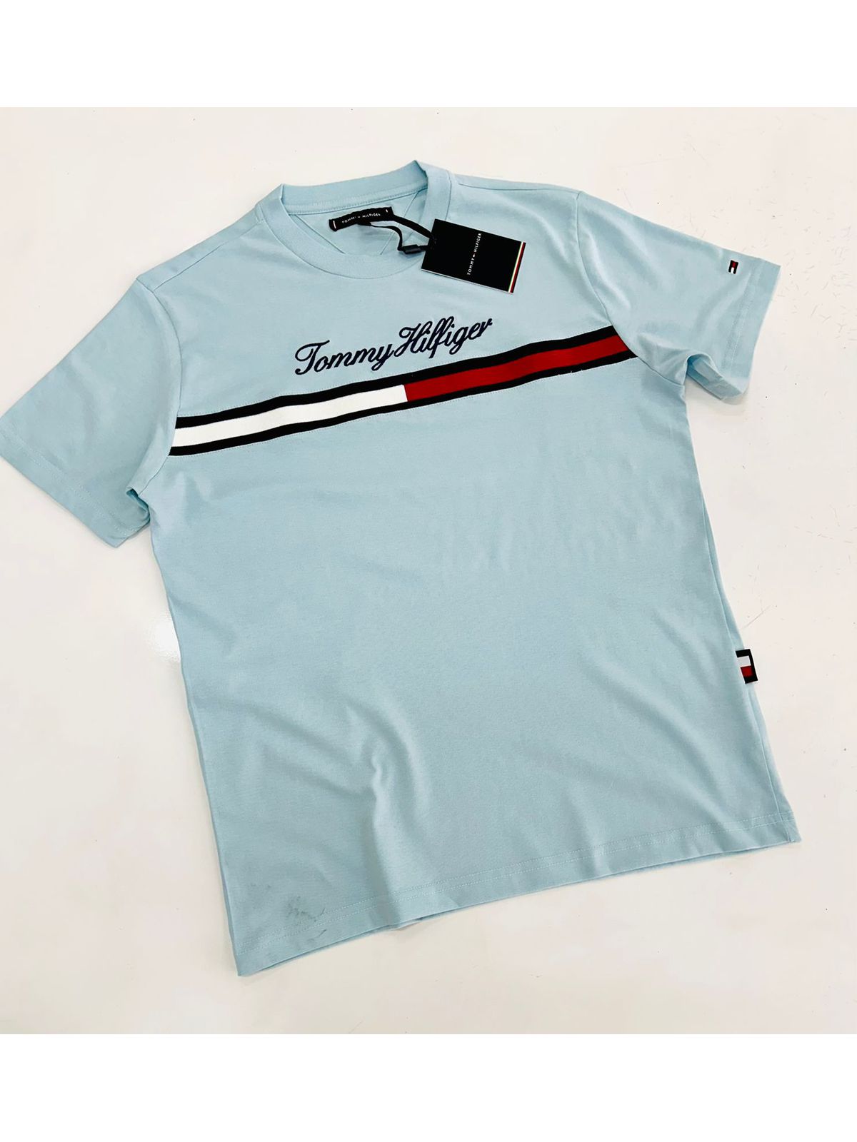 Camiseta Tommy Hilfiger Azul Bebê - Egípcia - SP GRIFES - Camisetas Importadas no Atacado