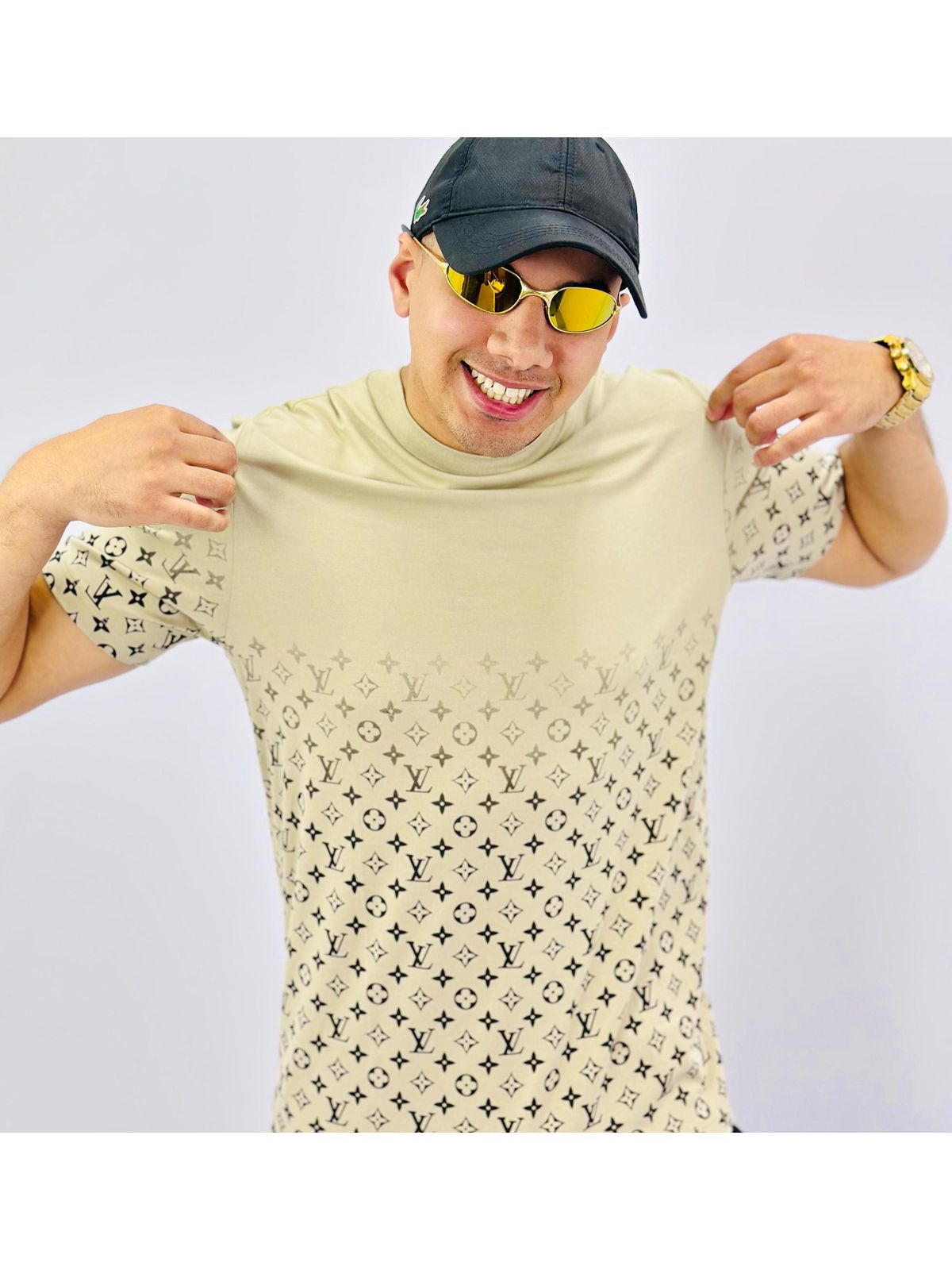 Camiseta Louis Vuitton - SP GRIFES - Camisetas Importadas no Atacado