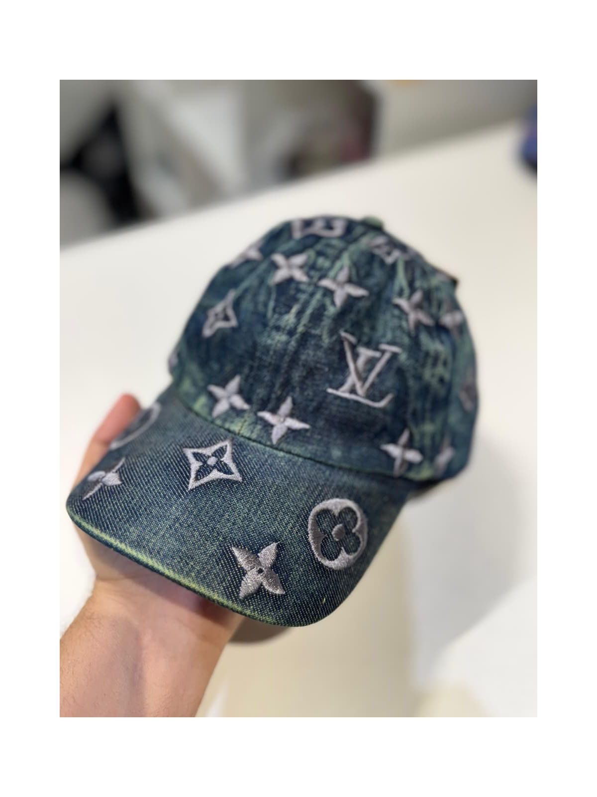 Boné Louis Vuitton - SP GRIFES - Camisetas Importadas no Atacado