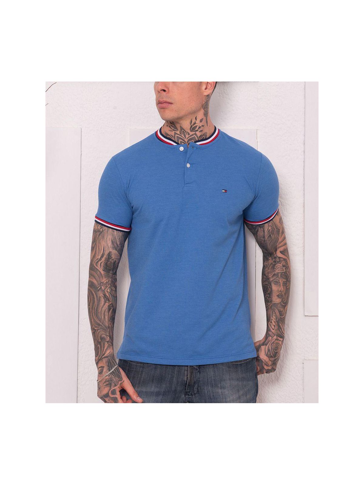 Camiseta Tommy Hilfiger - Gola Retilinea Tricolor - SP GRIFES - Camisetas Importadas no Atacado