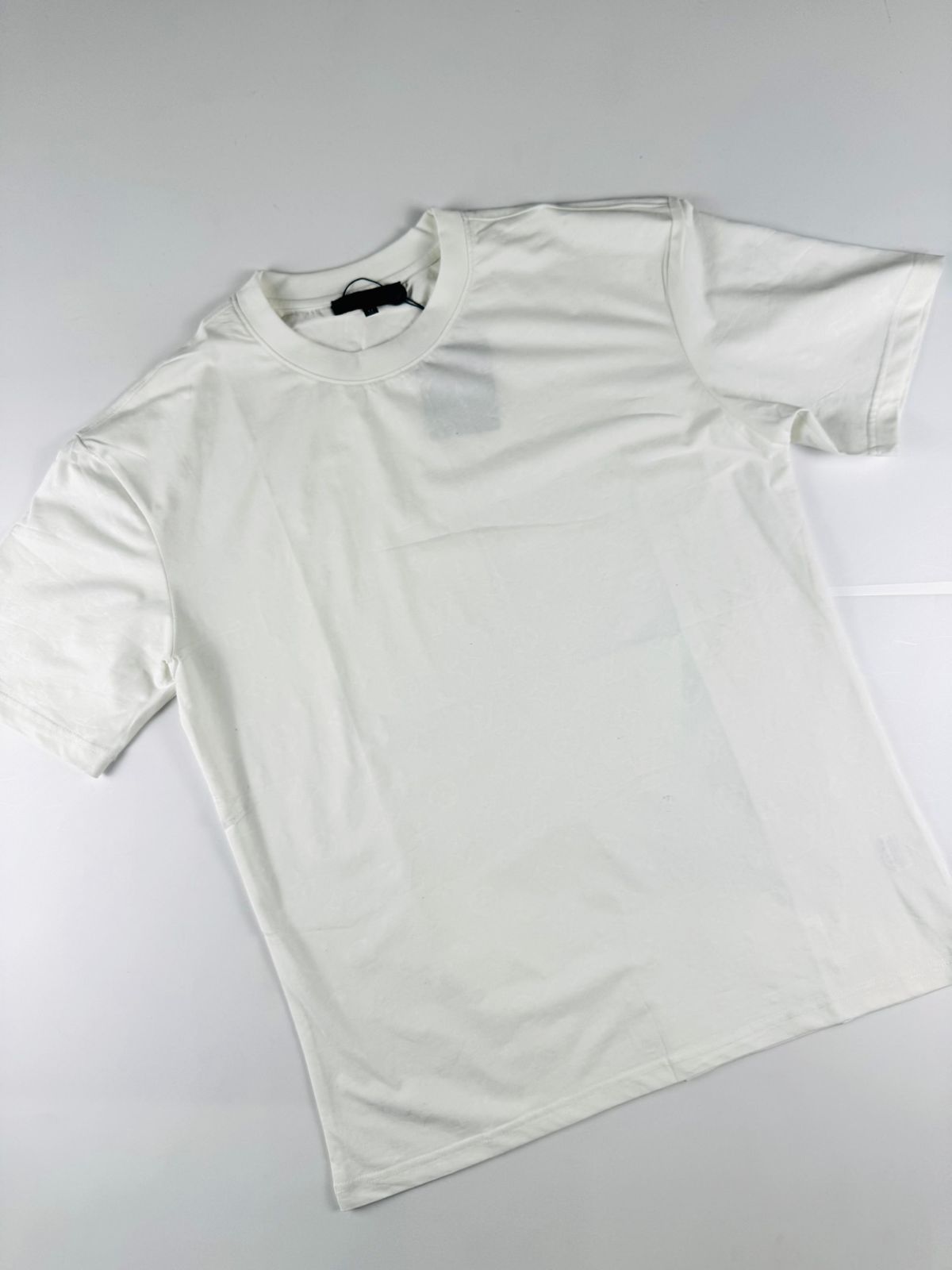 Camiseta Louis Vuitton - Importada Veludo - SP GRIFES - Camisetas Importadas no Atacado