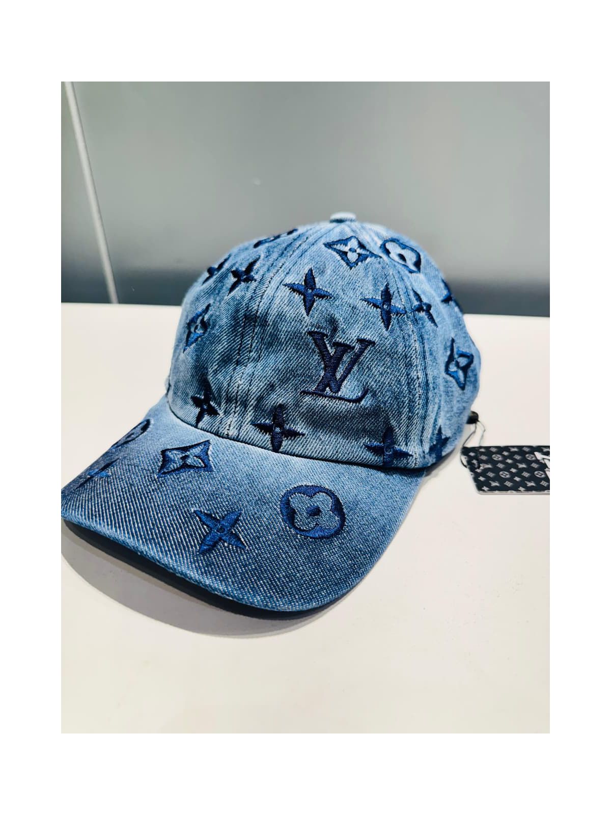 Boné Louis Vuitton - SP GRIFES - Camisetas Importadas no Atacado